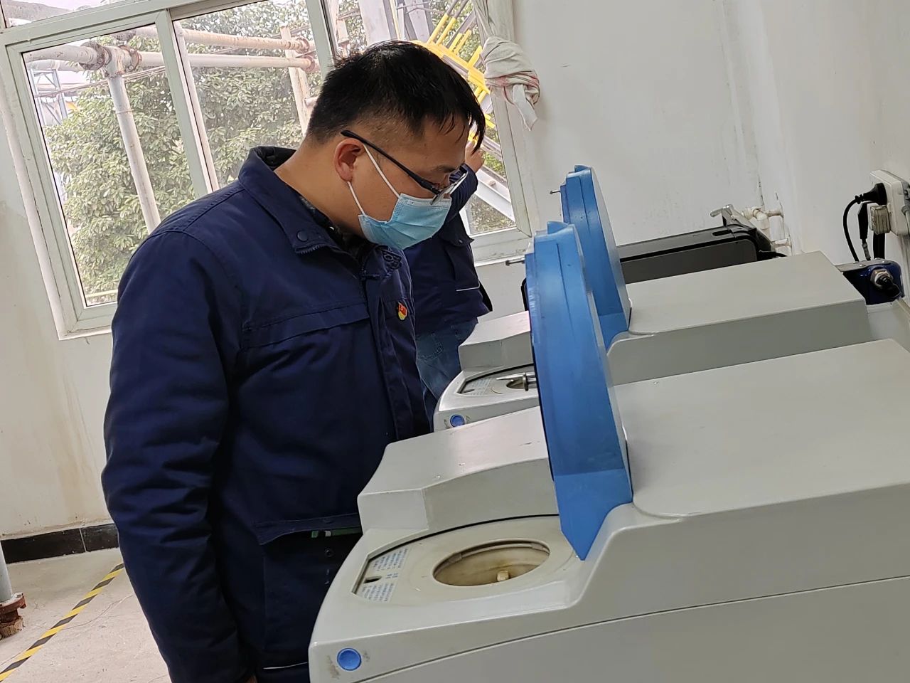 落实降本“硬指标”，抓增效“金点子”