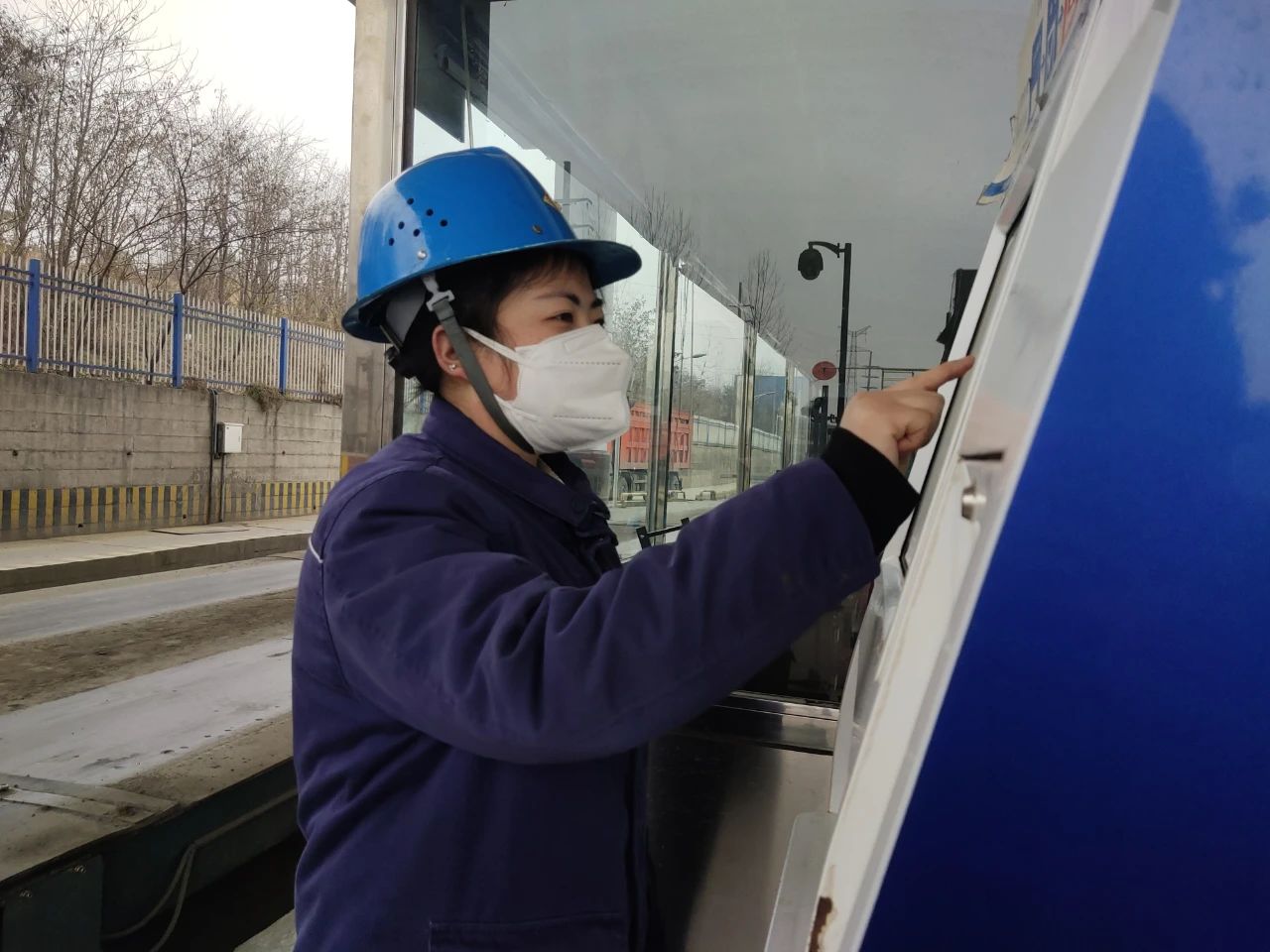 落实降本“硬指标”，抓增效“金点子”