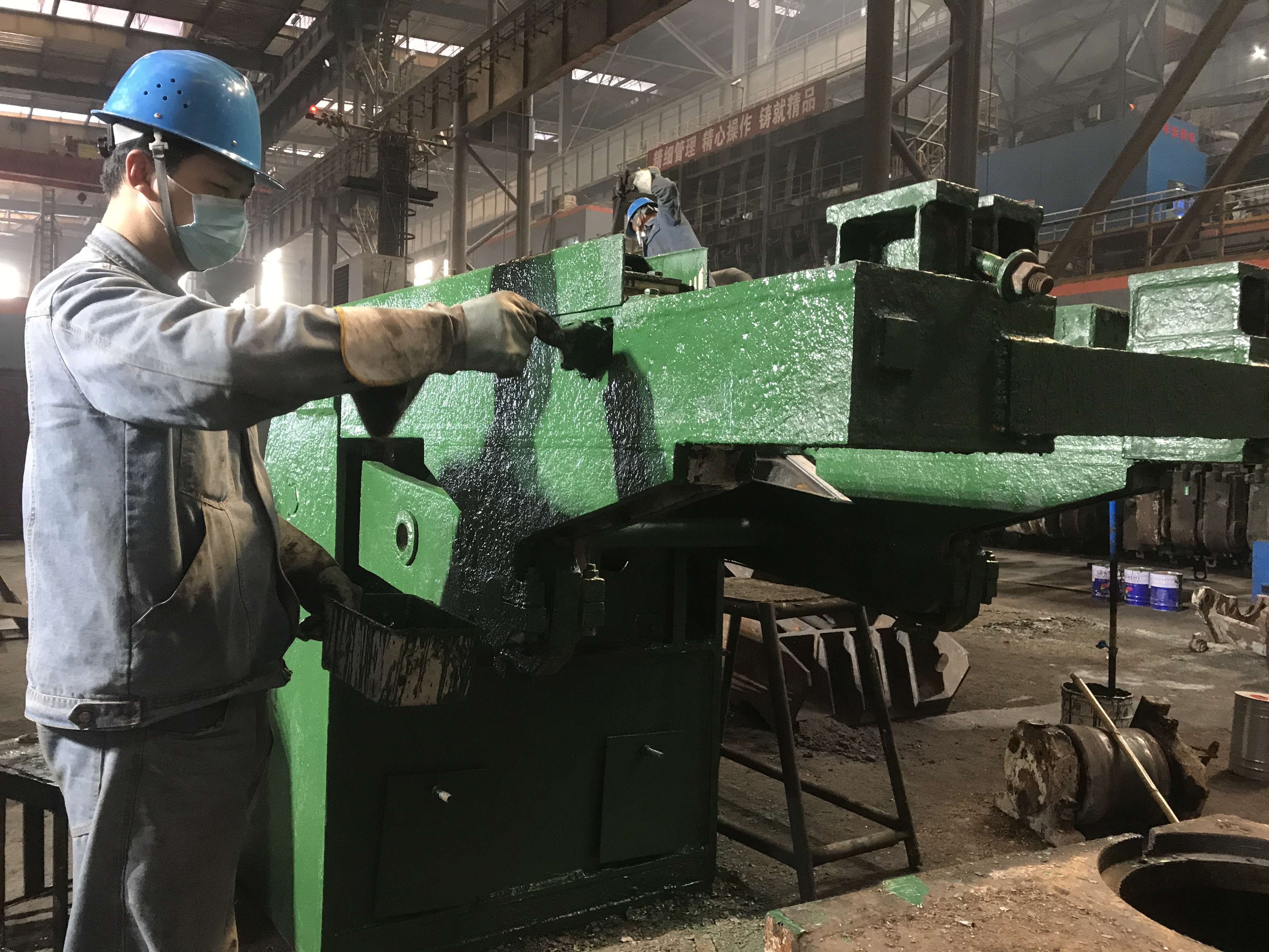 暖风迎春 现场旧貌换新颜