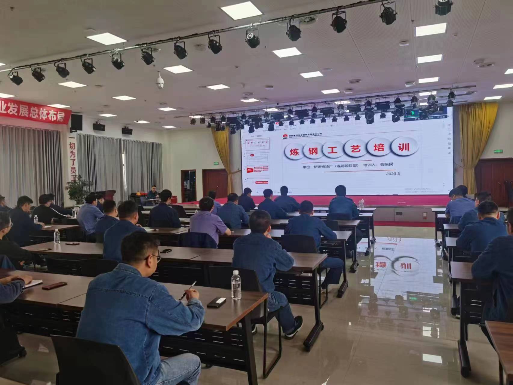 这个春天 “他们”因奋斗而出彩