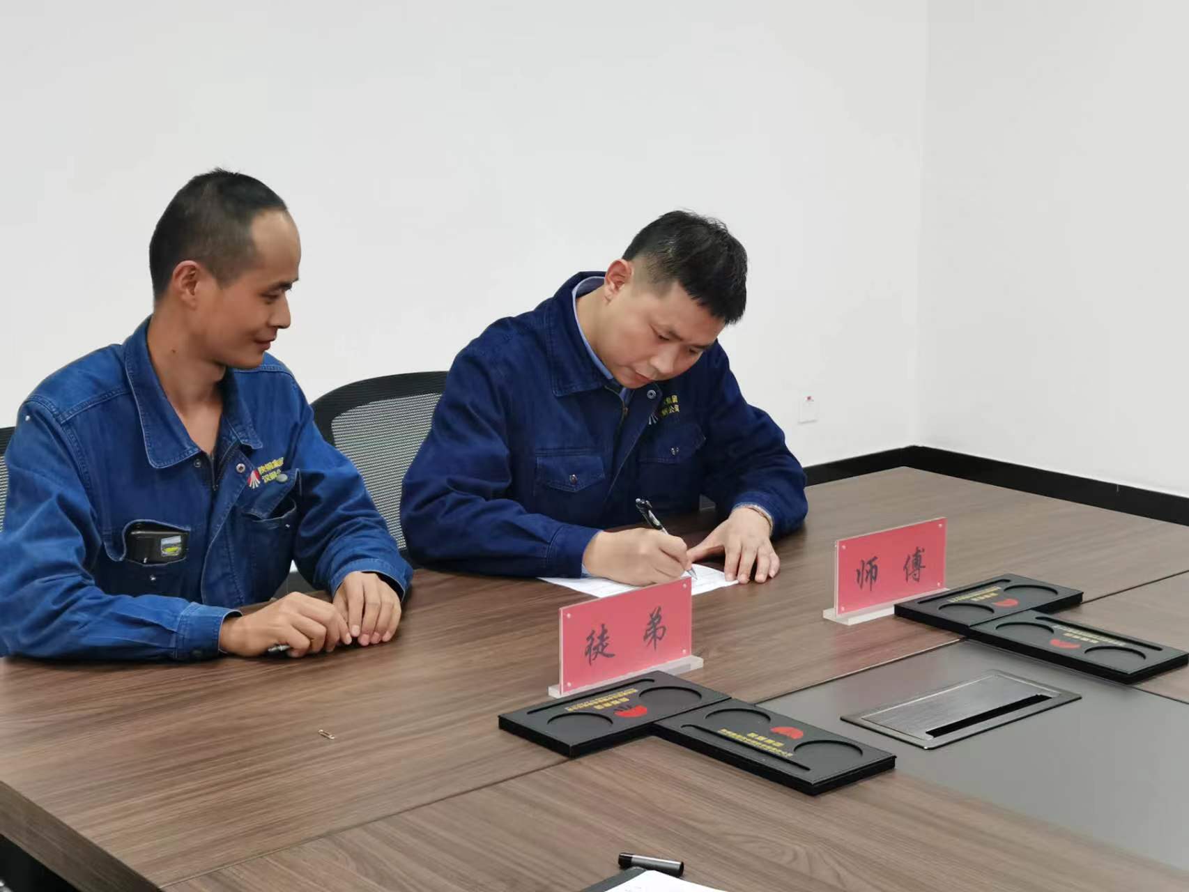 巧用“五面镜子”,擦亮内保监督“利剑” 巧用“五面镜子”,擦亮内保监督“利剑”