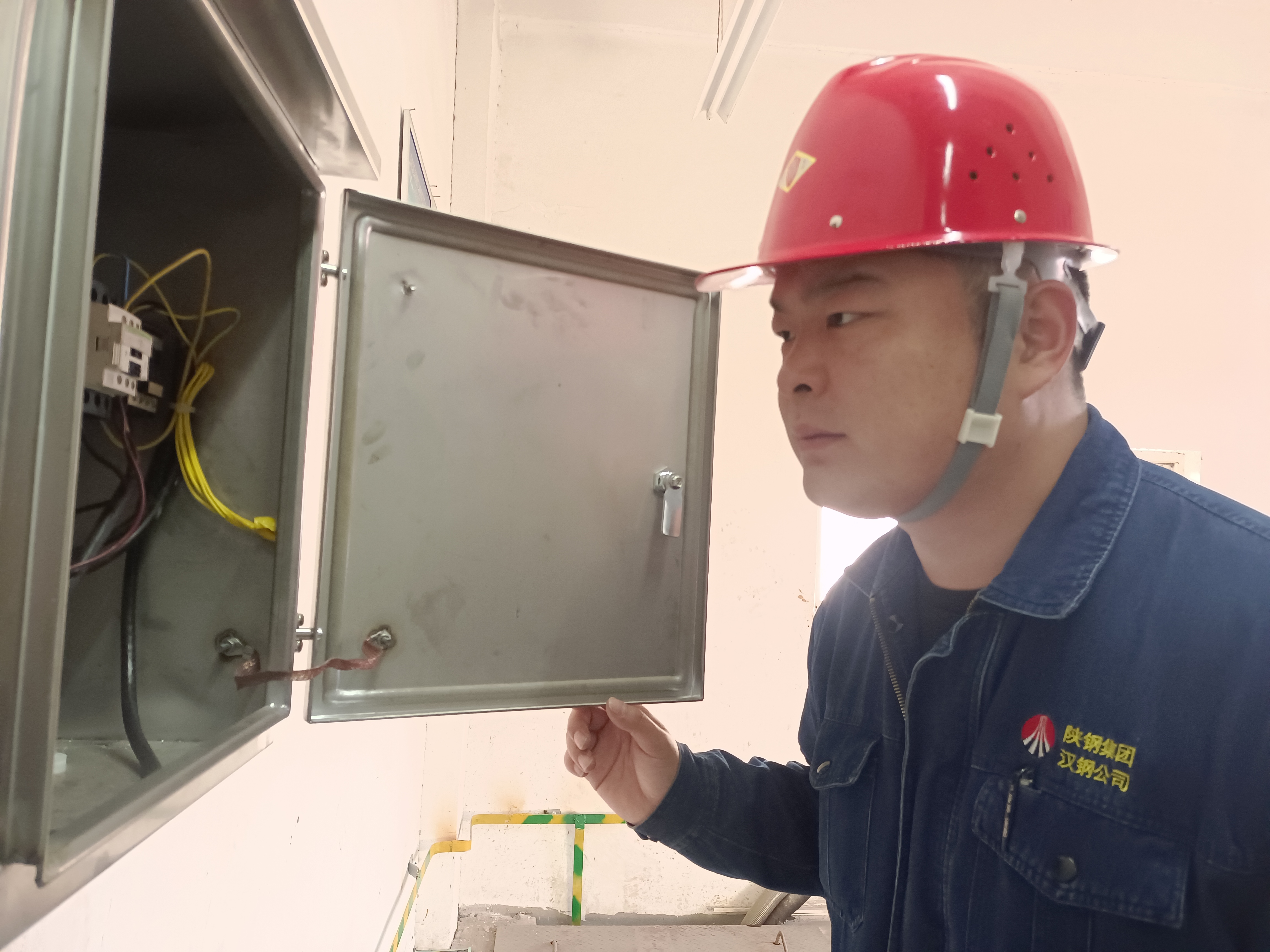 迎着春风，钢城春检“故事多”