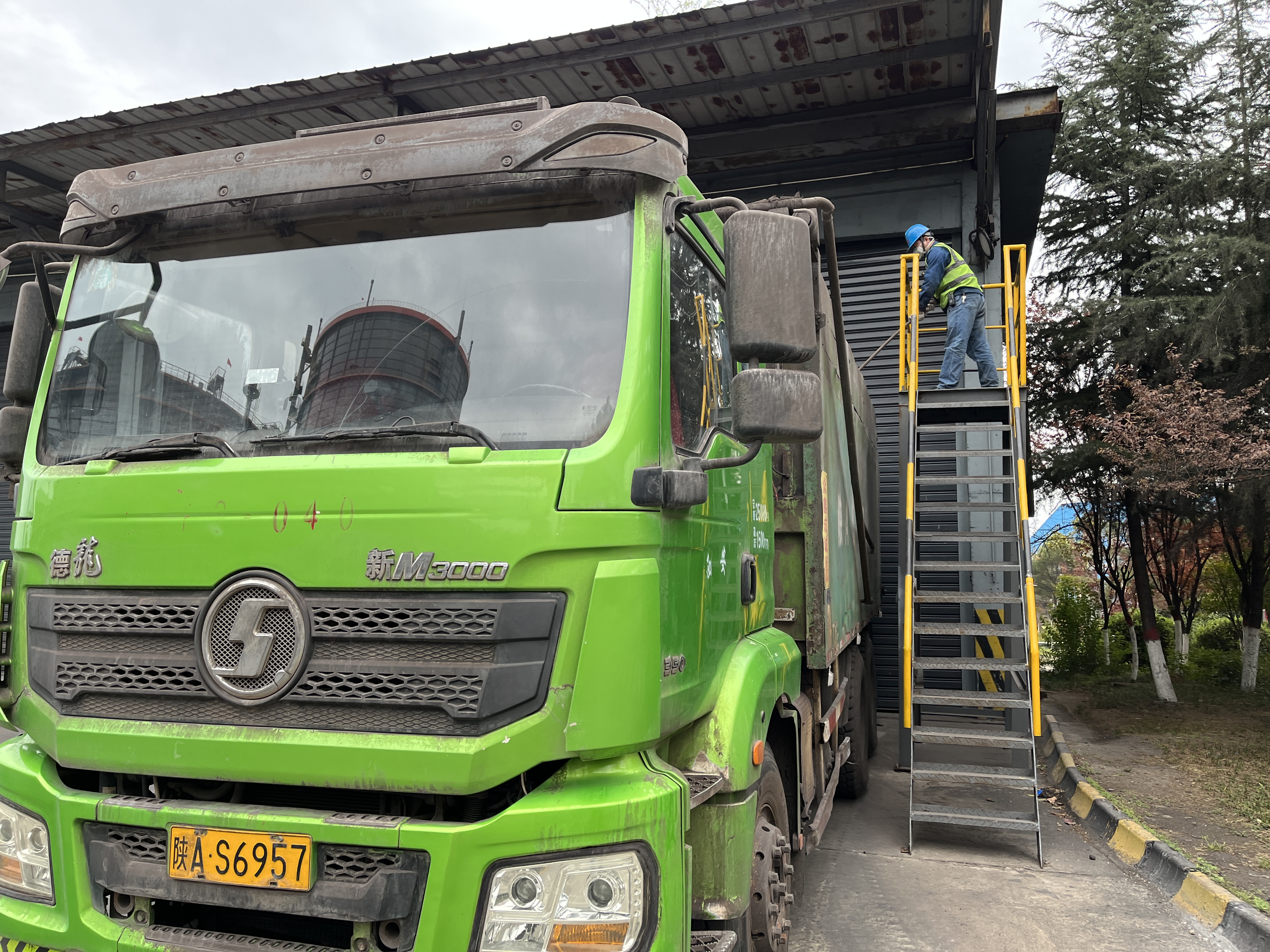 以学促行，推动安全工作落地落实