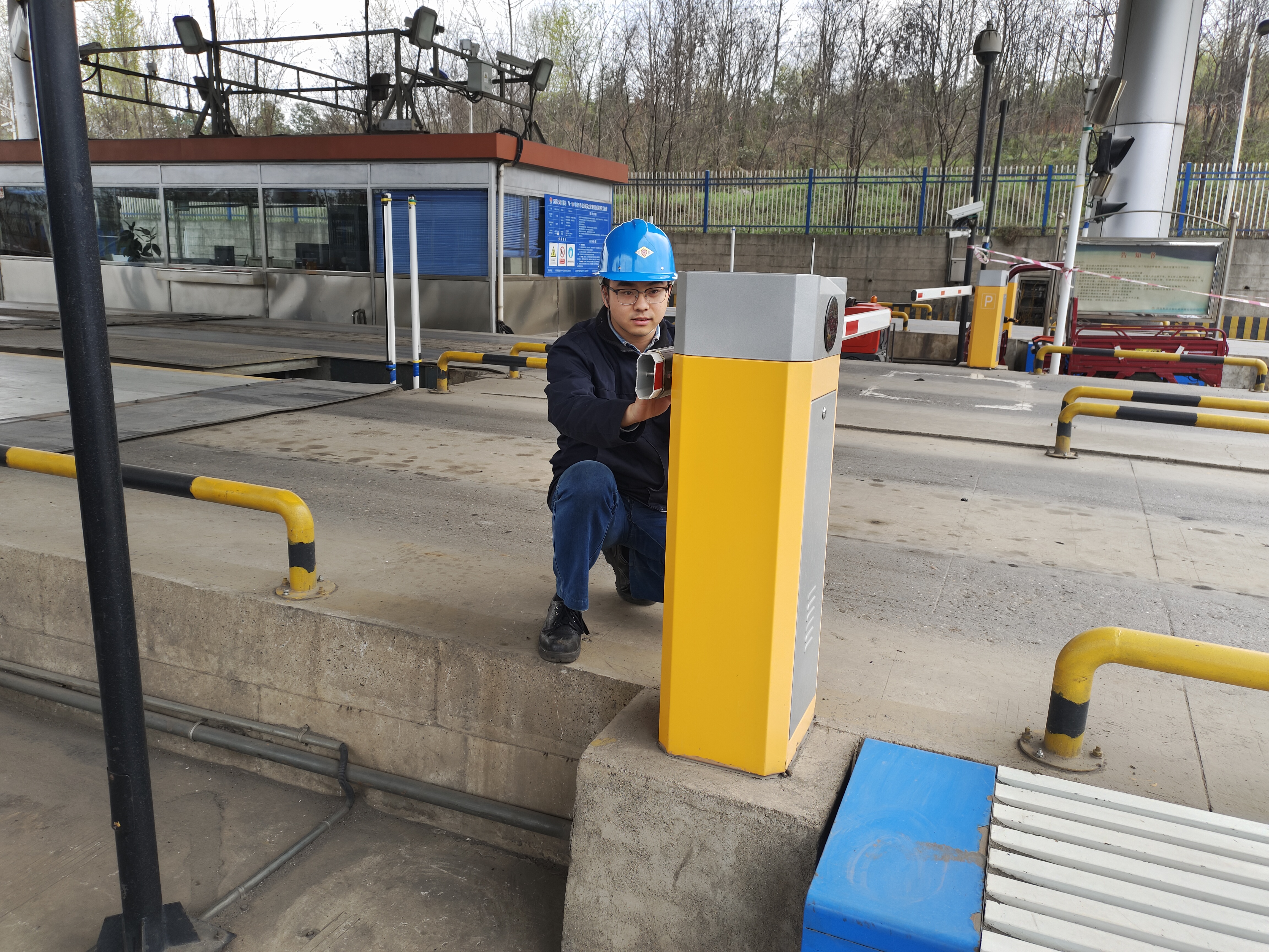 紧扣设备管理，助推生产高质量运行