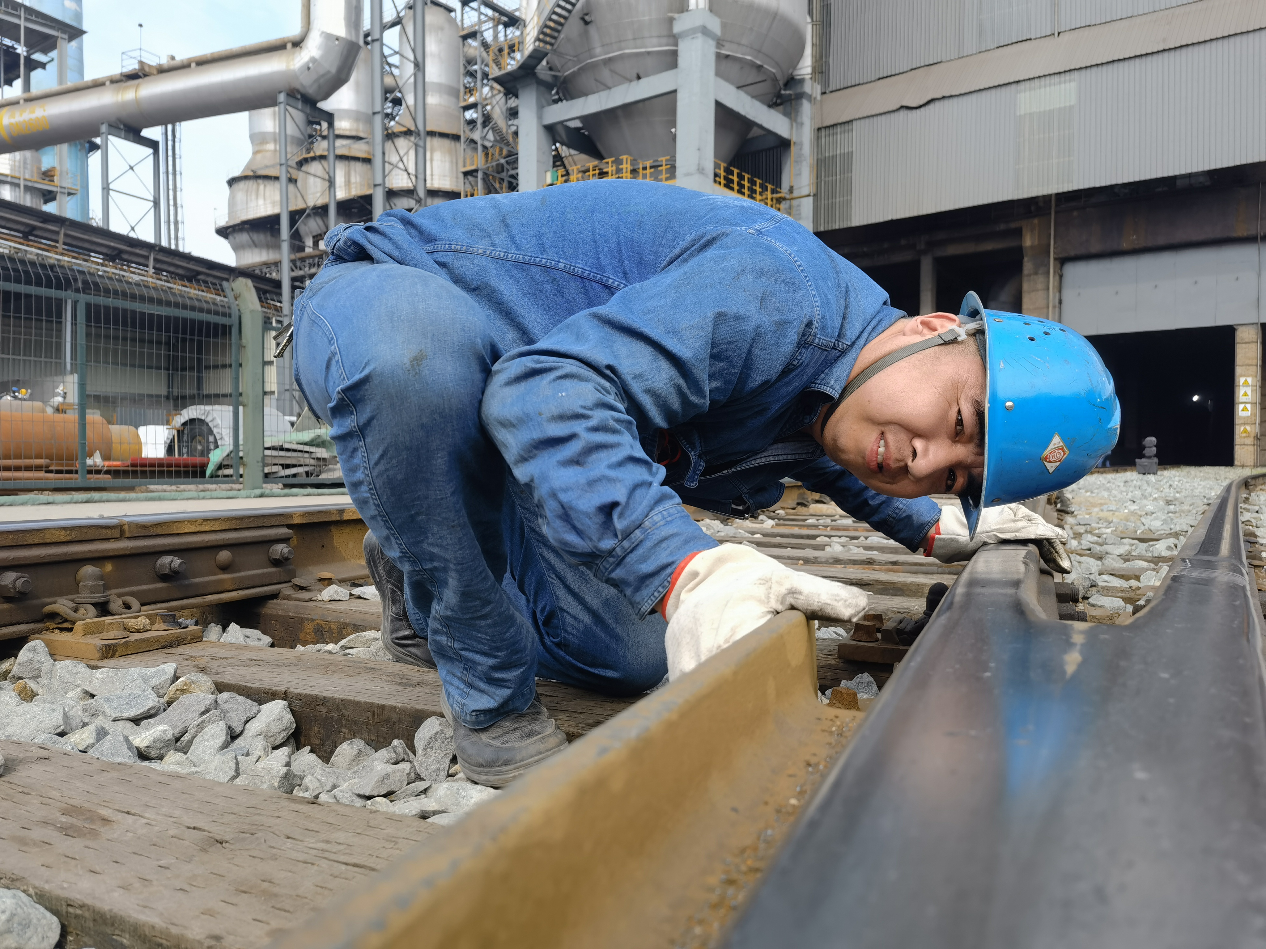 “沉浸式”体验这支“硬核”队伍