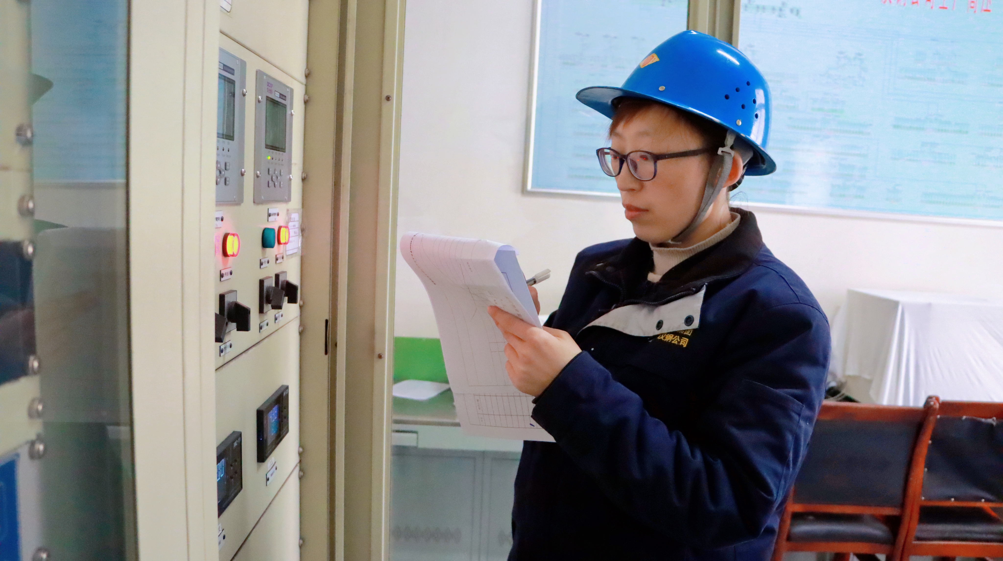 钢城一线绽放“她”力量 钢城一线绽放“她”力量