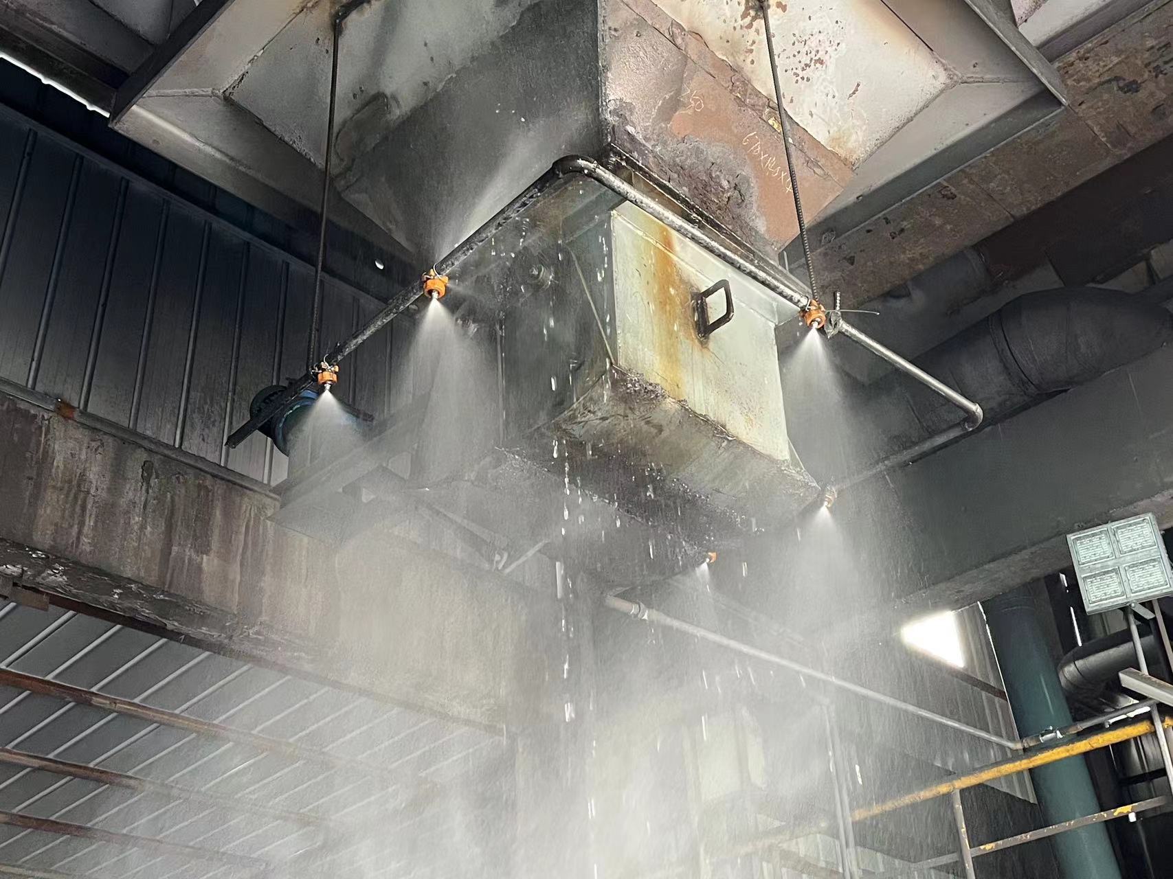 “头脑风暴”挖出降本“金点子” “头脑风暴”挖出降本“金点子”