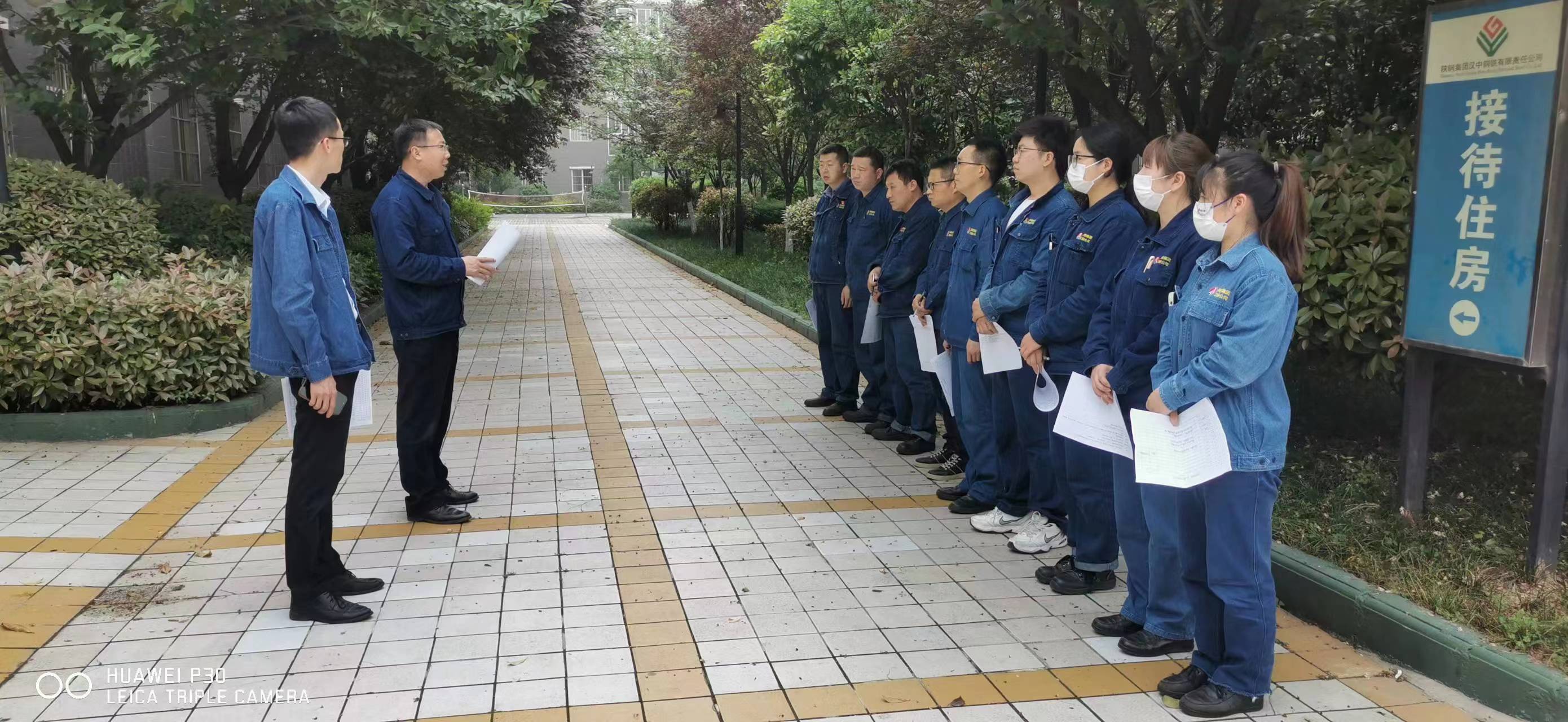 打造样板宿舍 共筑温馨小家