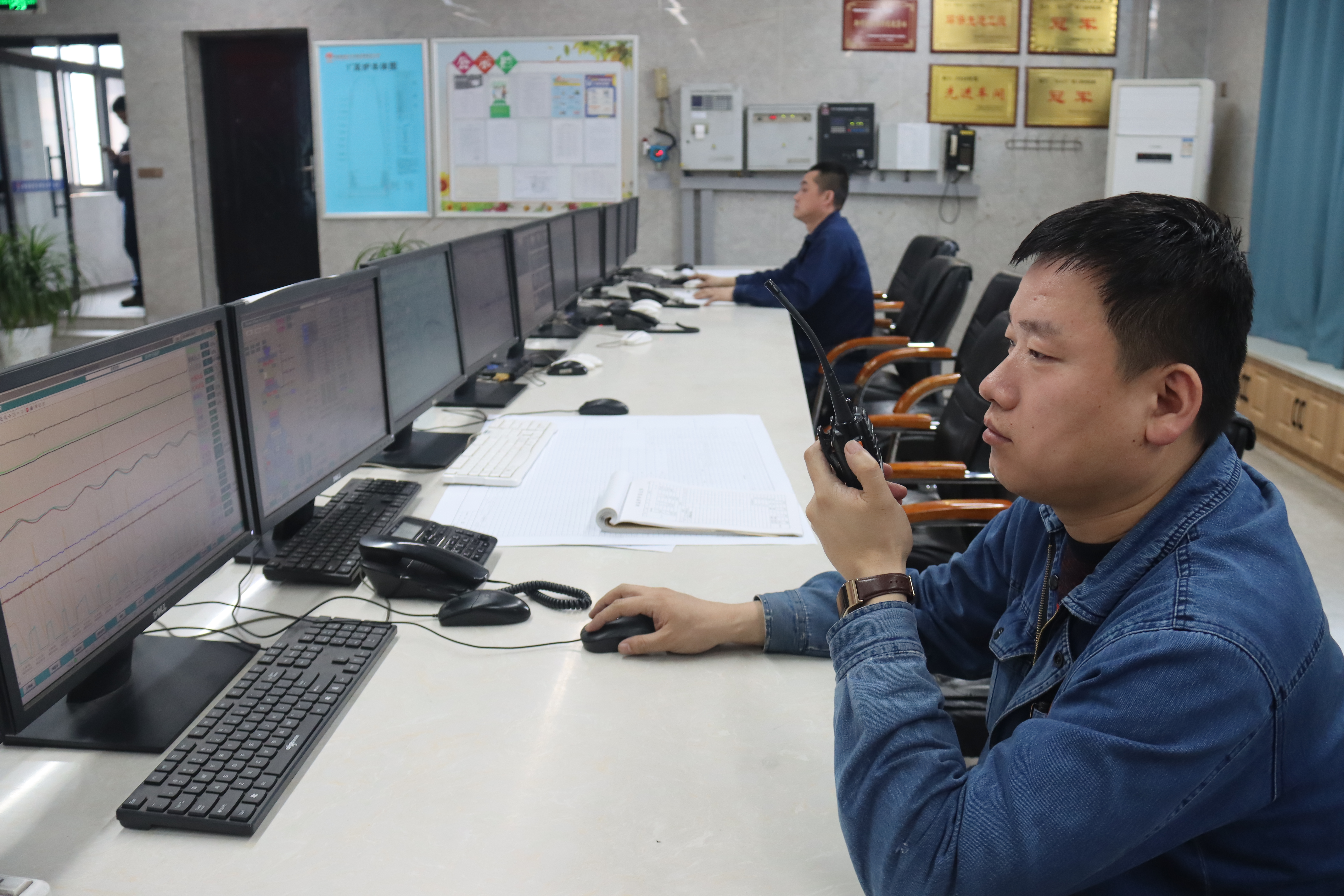 监督管理 炼铁厂“一镜到底”不“NG”