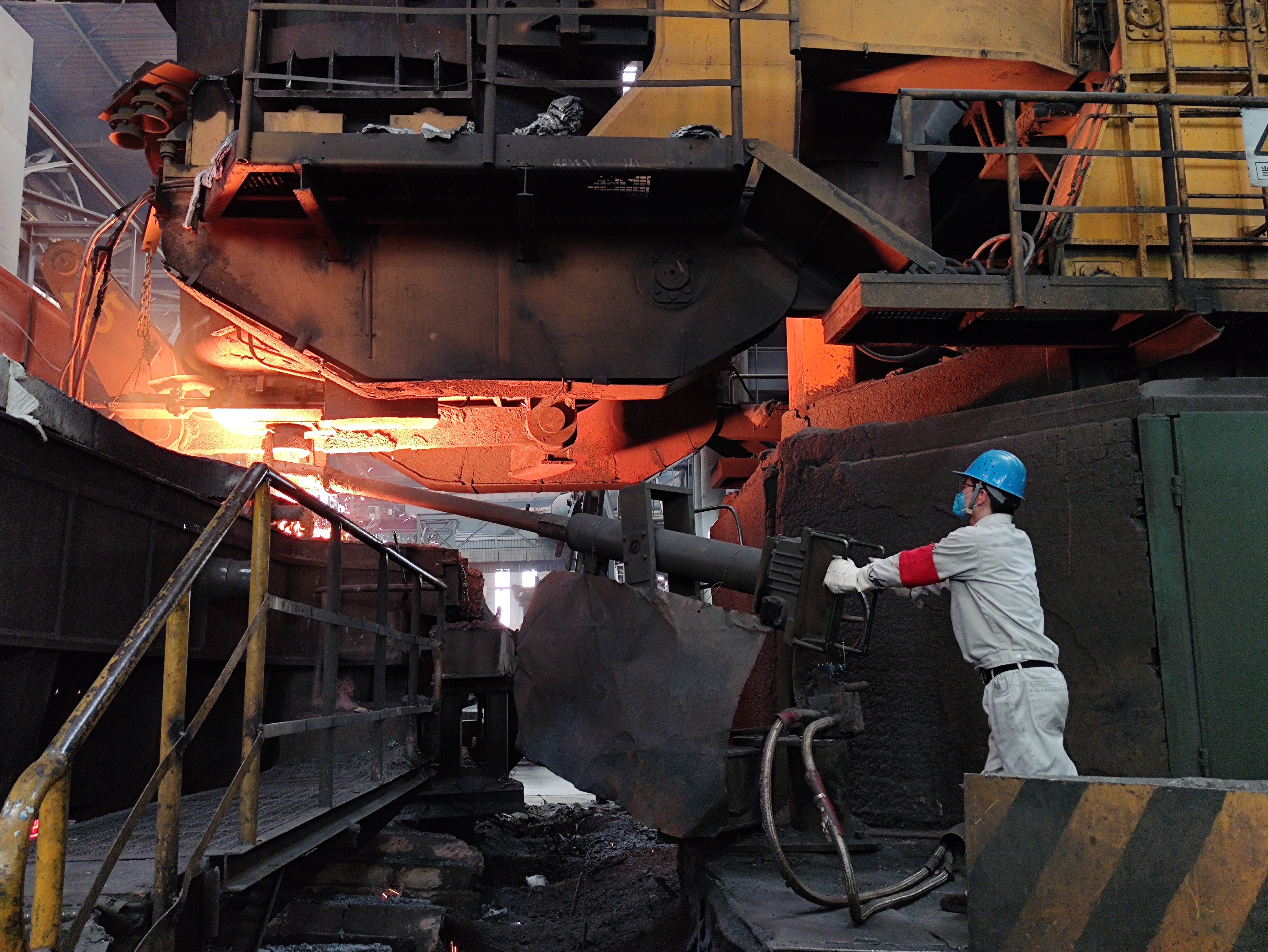 抢工期，抓进度，全力助推炼钢“三个年”目标奋进