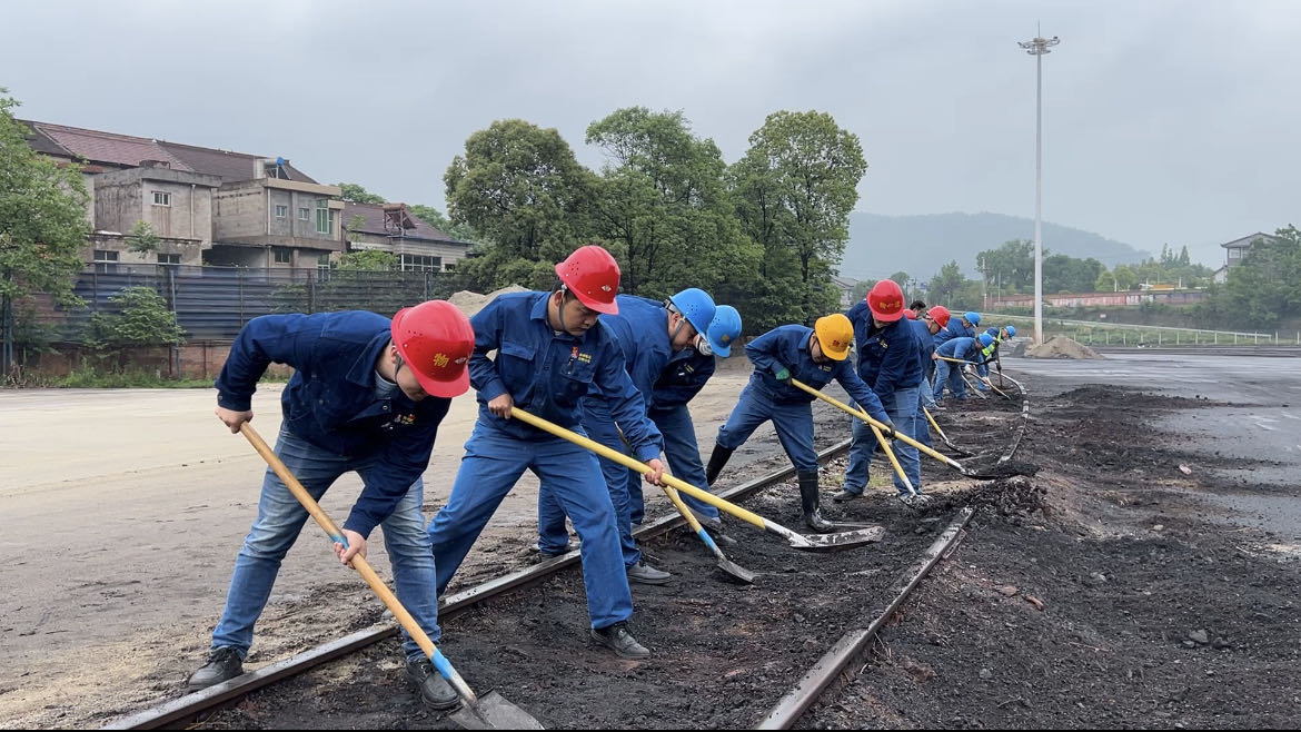 齐心协力促降本   保障原燃料“颗粒归仓”!