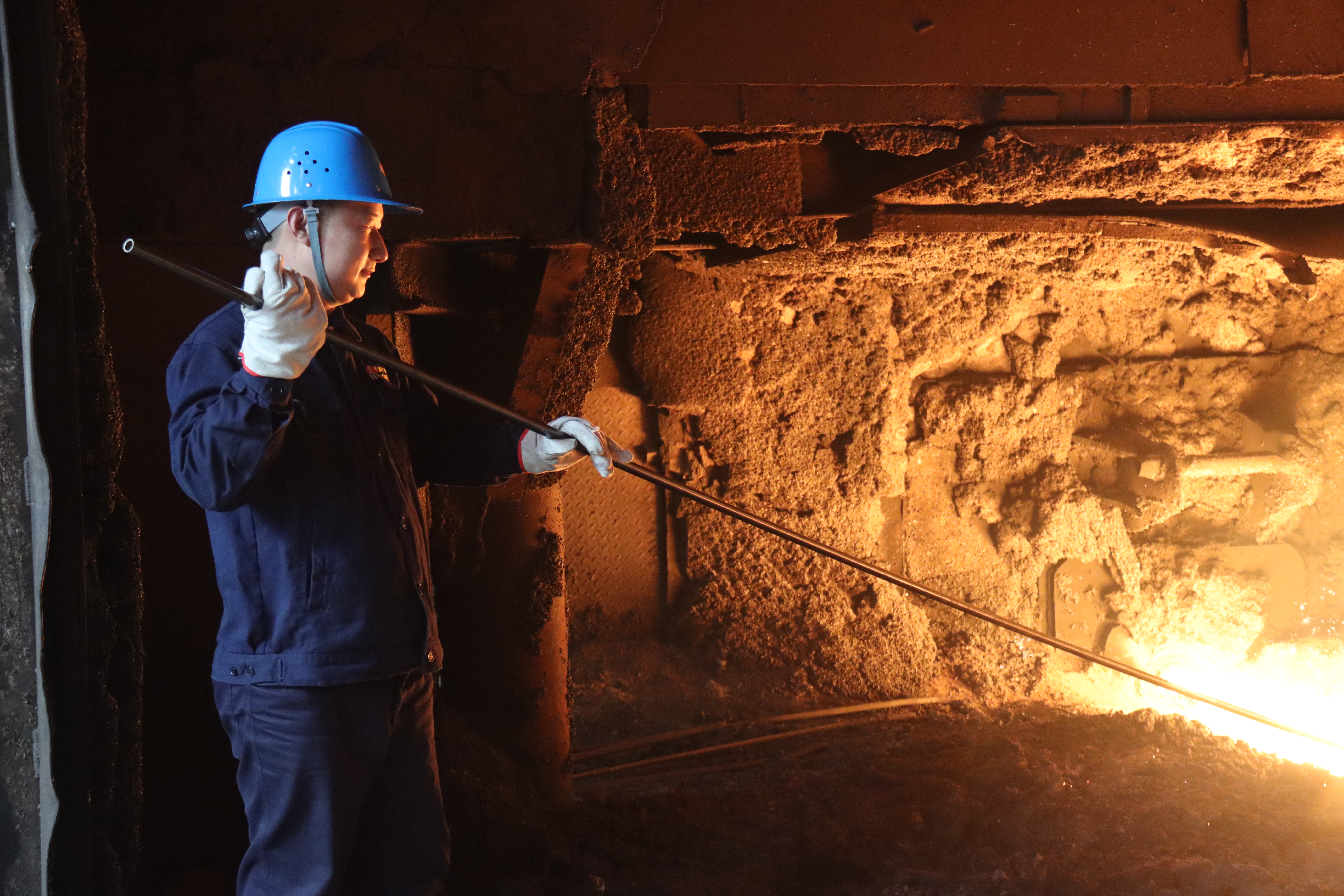 与光同行，映照青春“星火”长明