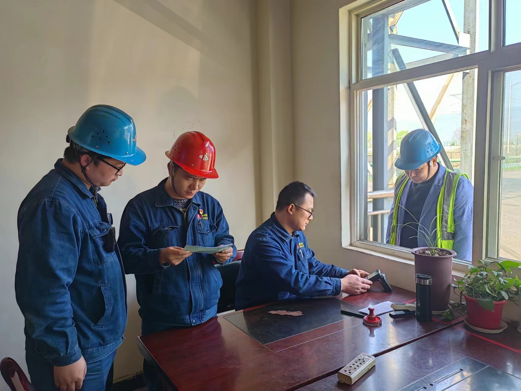 三举措靶向预防基层微腐败 三举措靶向预防基层微腐败