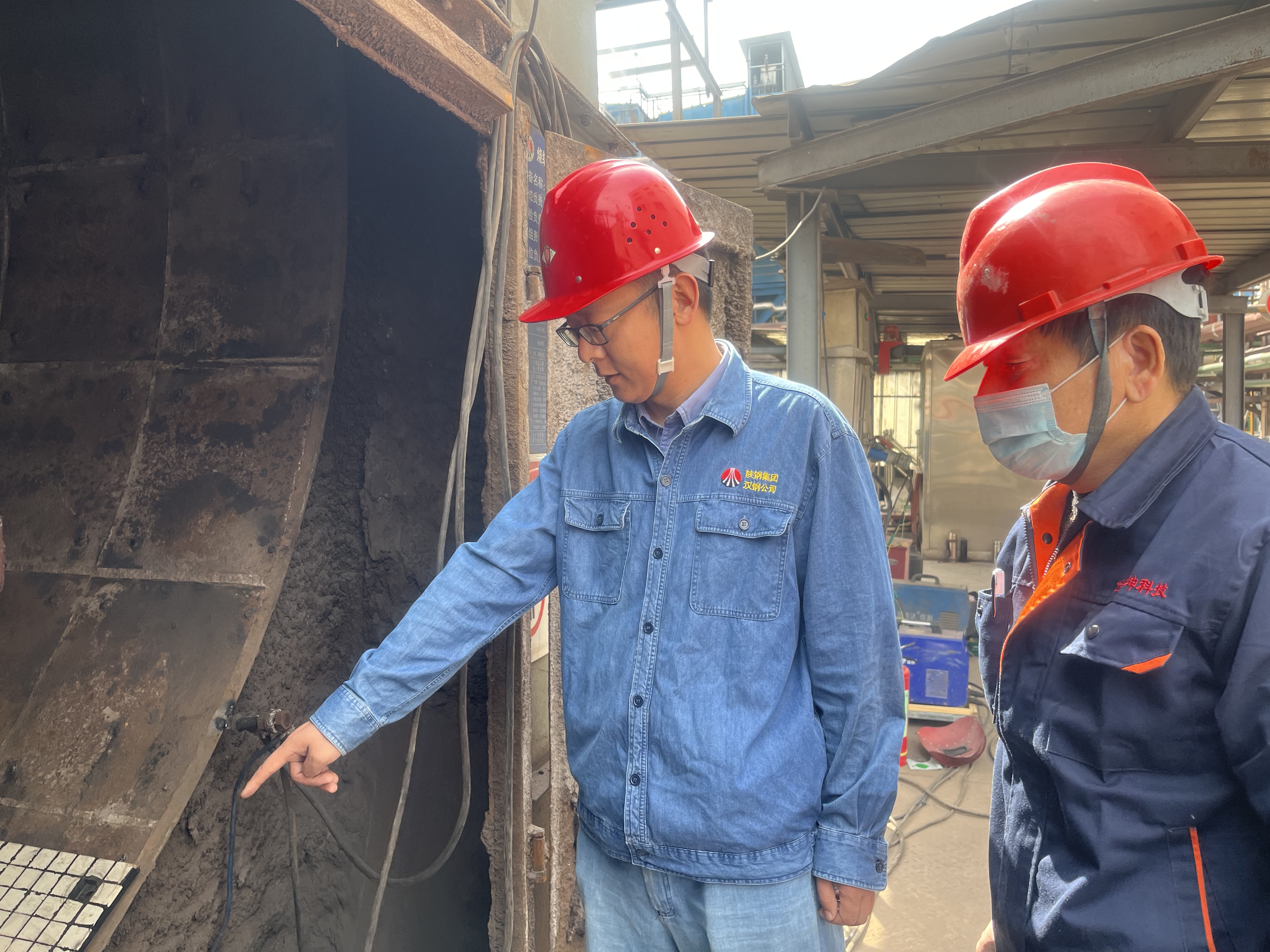 掌声,送给奋斗在检修现场的他们! 掌声,送给奋斗在检修现场的他们!