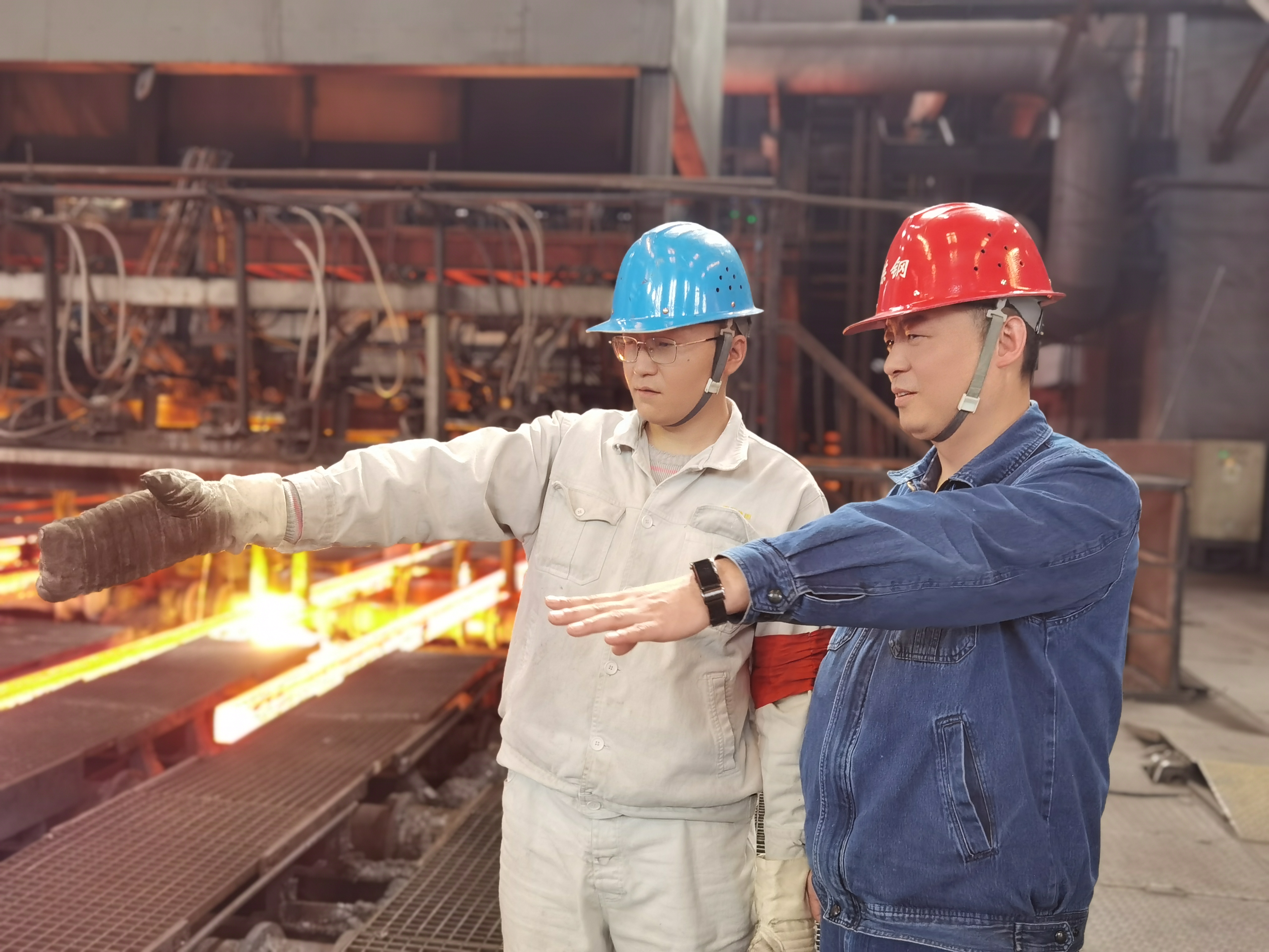 胸怀大我勇担当 实干笃行写辉煌 胸怀大我勇担当 实干笃行写辉煌