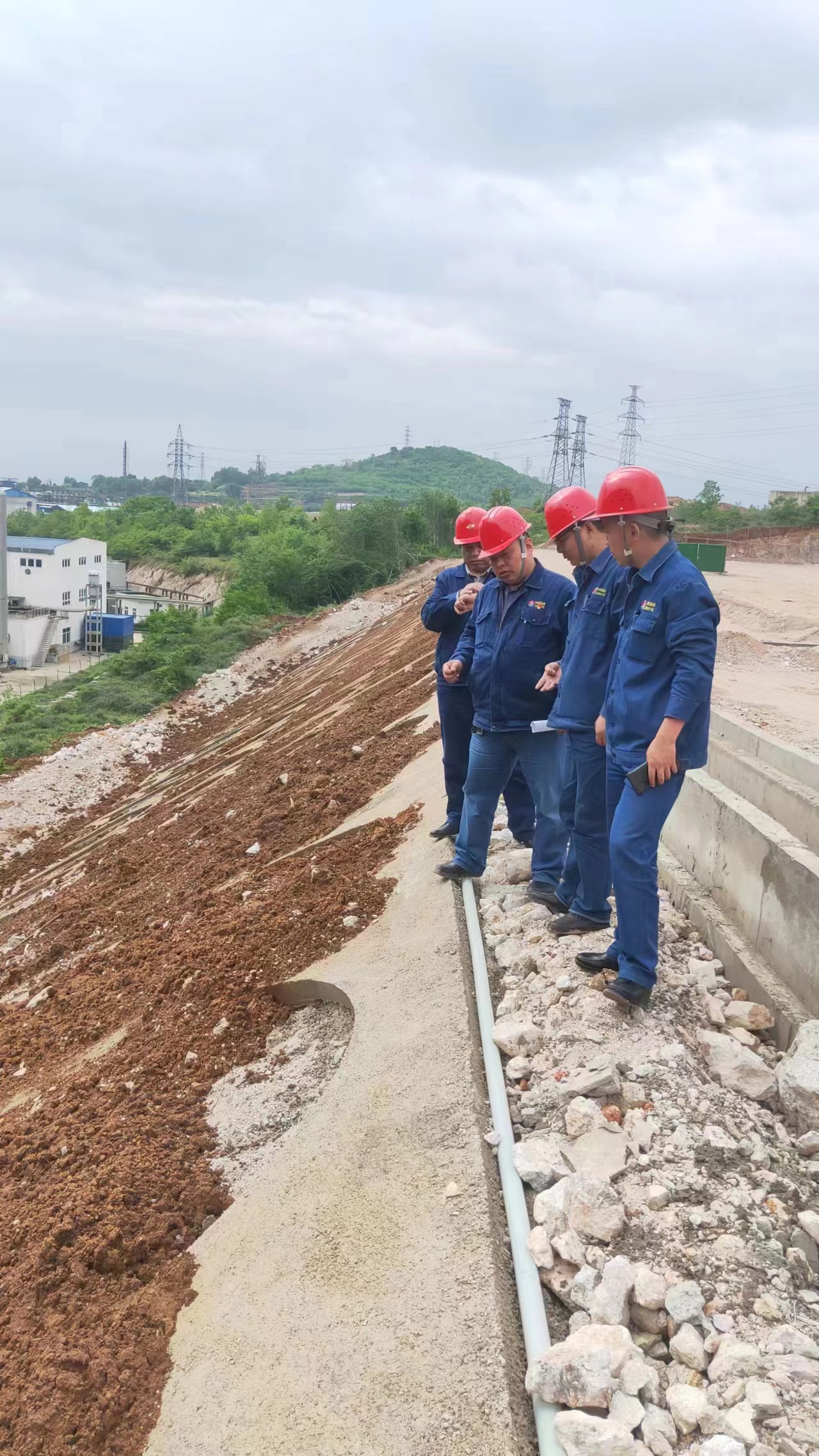 下好防汛“先手棋”，打好度汛“主动仗”