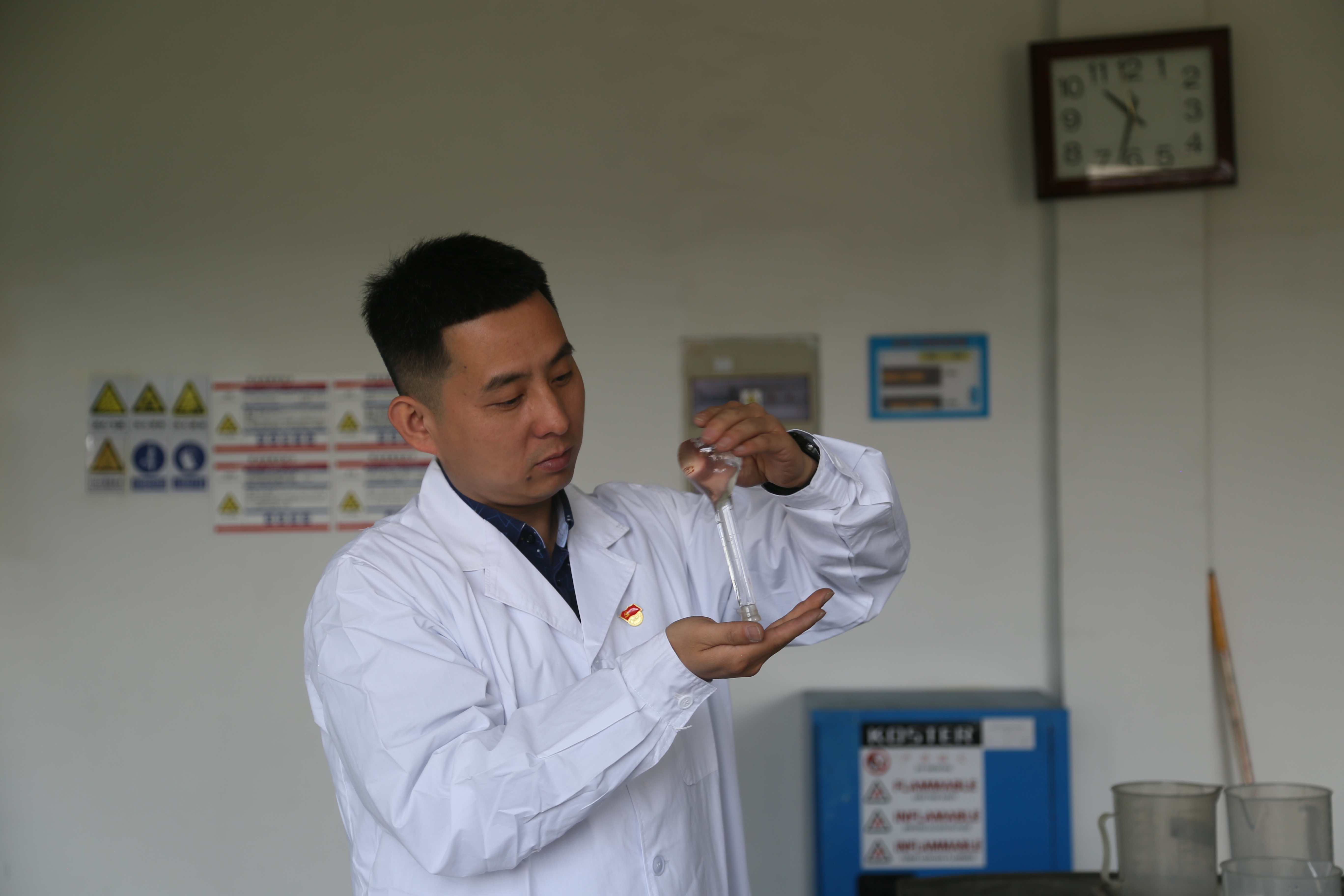 李轲:奋进路上的“追光者” 李轲:奋进路上的“追光者”