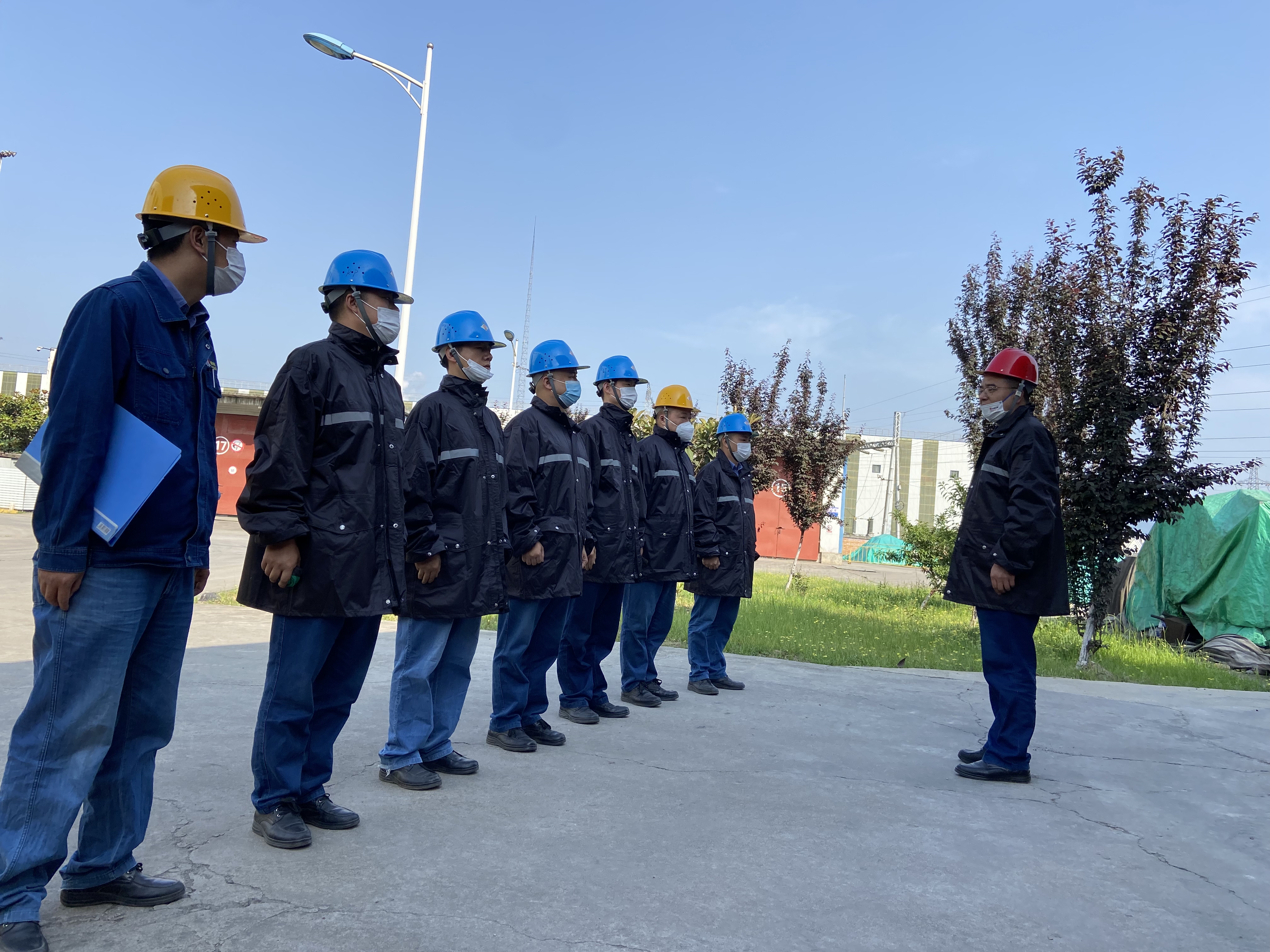 搭好台 唱出安全发展一出“好戏” 搭好台 唱出安全发展一出“好戏”