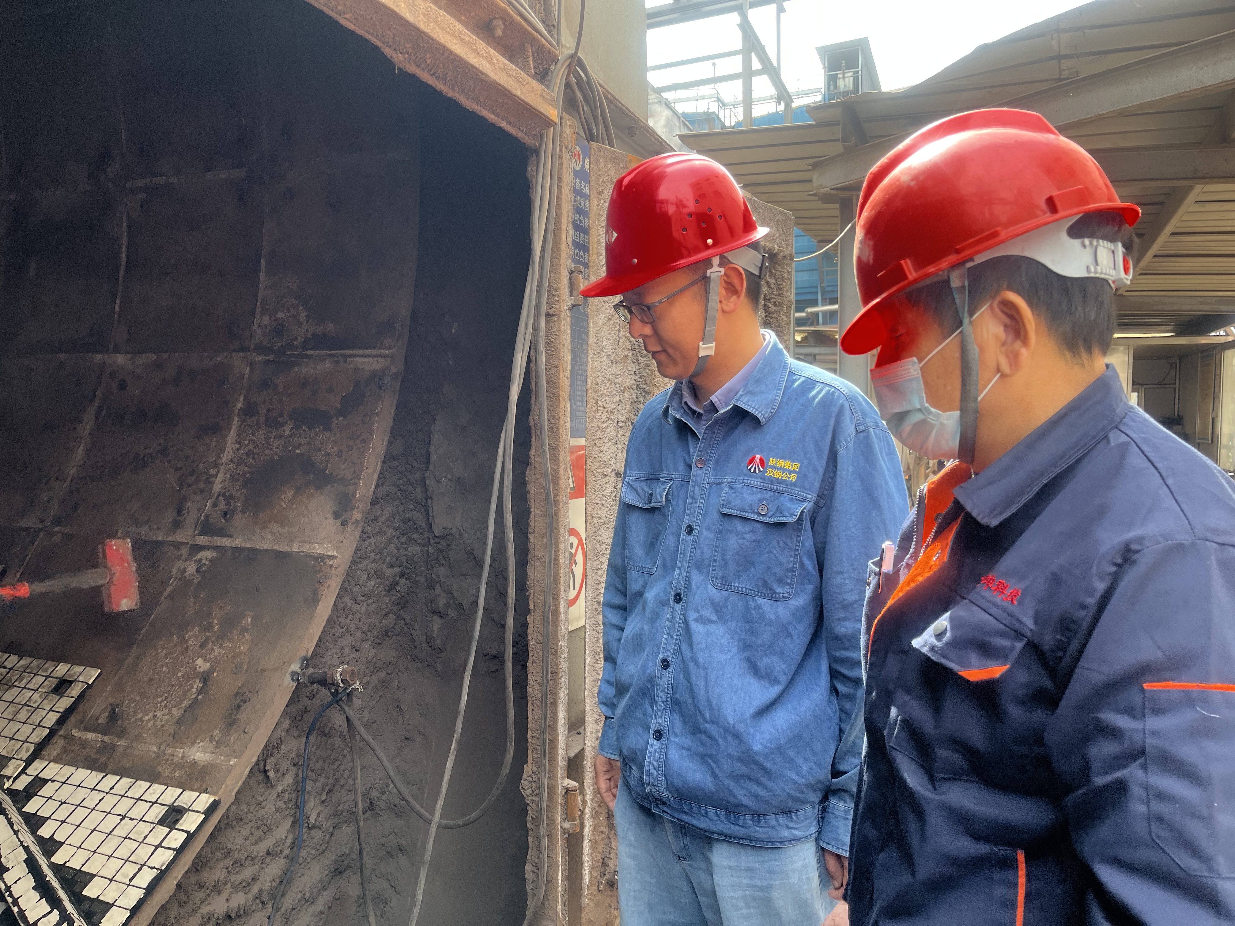 投身基层的“设备人才服务团”