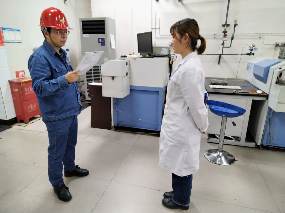 以“硬作风”跑出发展“加速度”