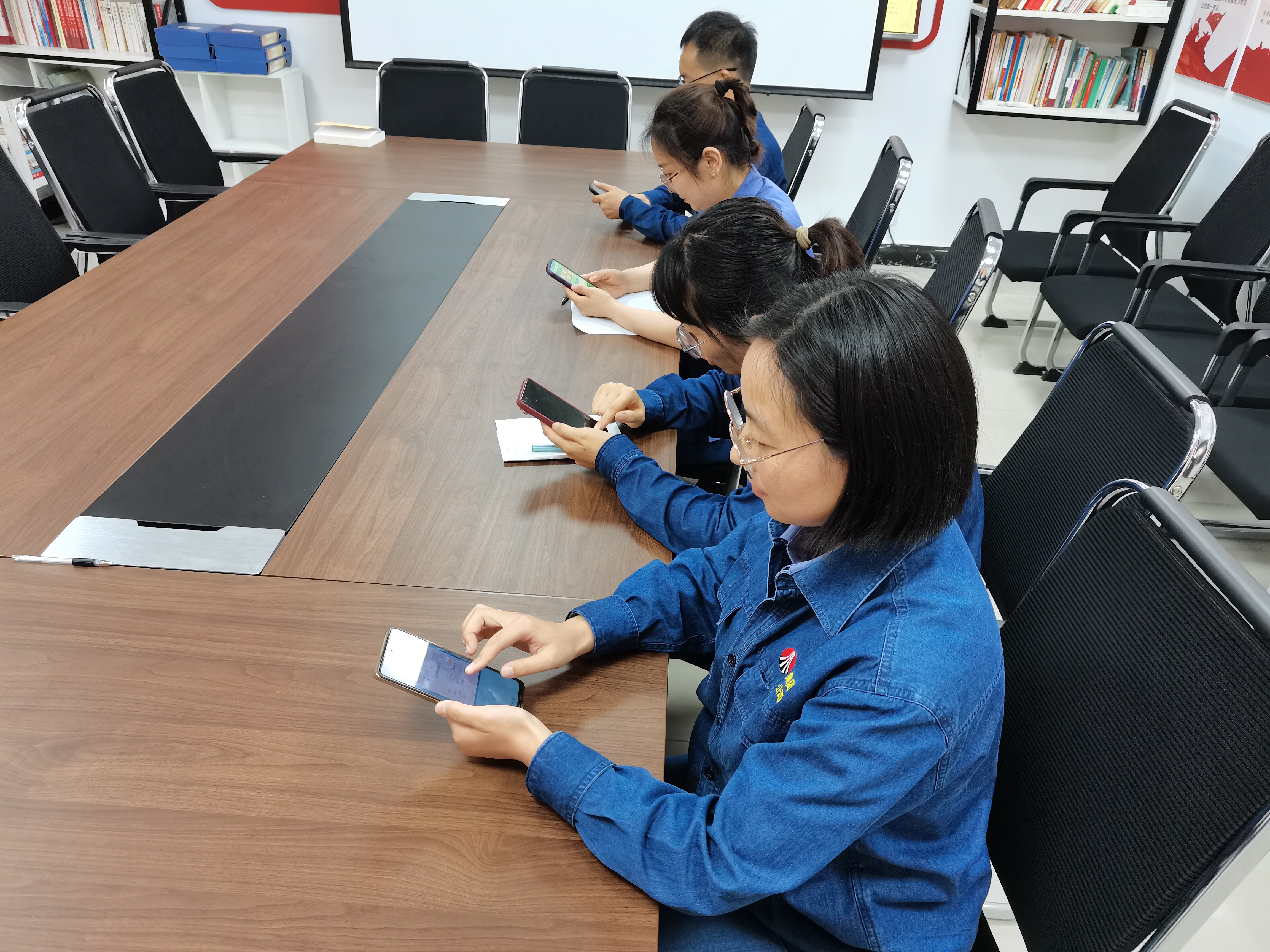 向“安全”看齐！这样做很巴适