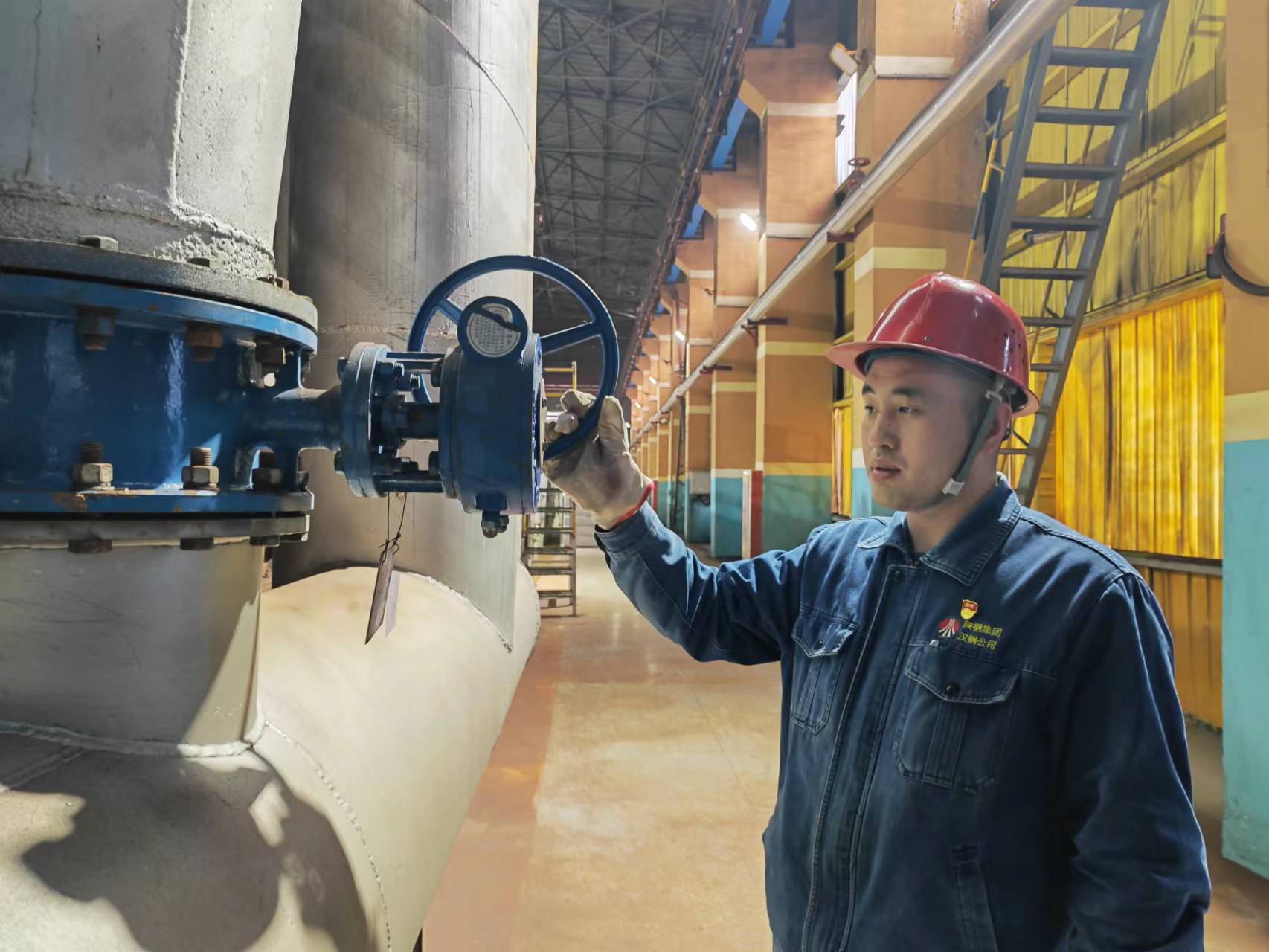 瞧瞧这位百炼成钢的创新能手 瞧瞧这位百炼成钢的创新能手