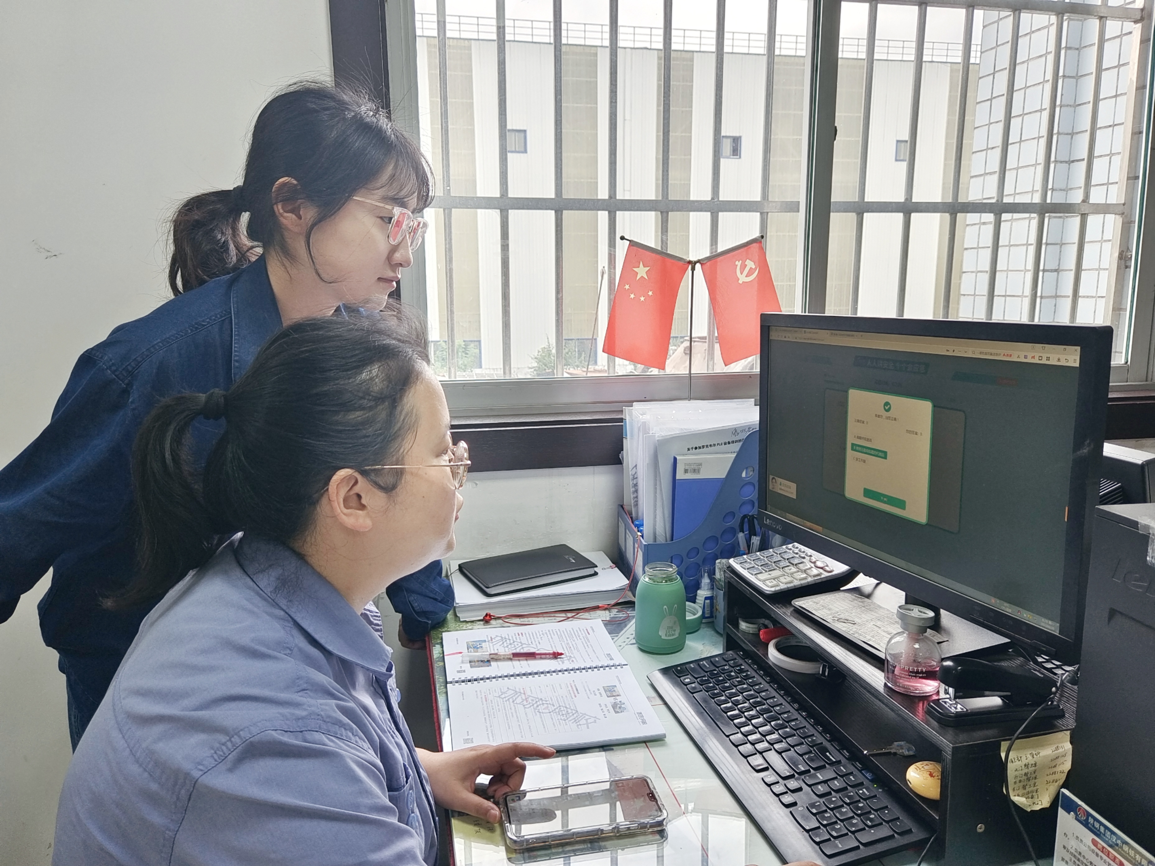 盛开在安全生产月里的“巾帼花” 盛开在安全生产月里的“巾帼花”