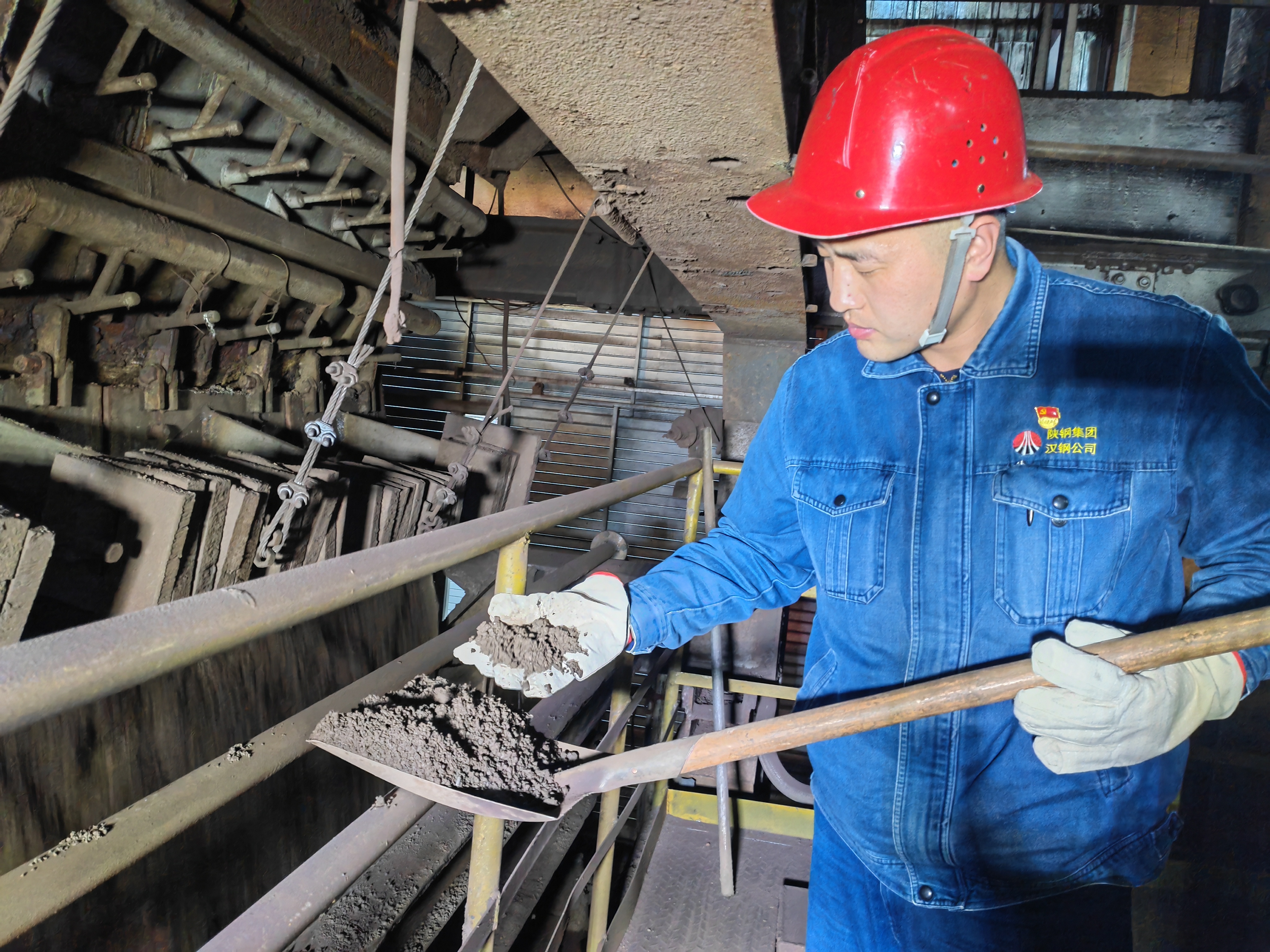 瞧瞧这位百炼成钢的创新能手 瞧瞧这位百炼成钢的创新能手