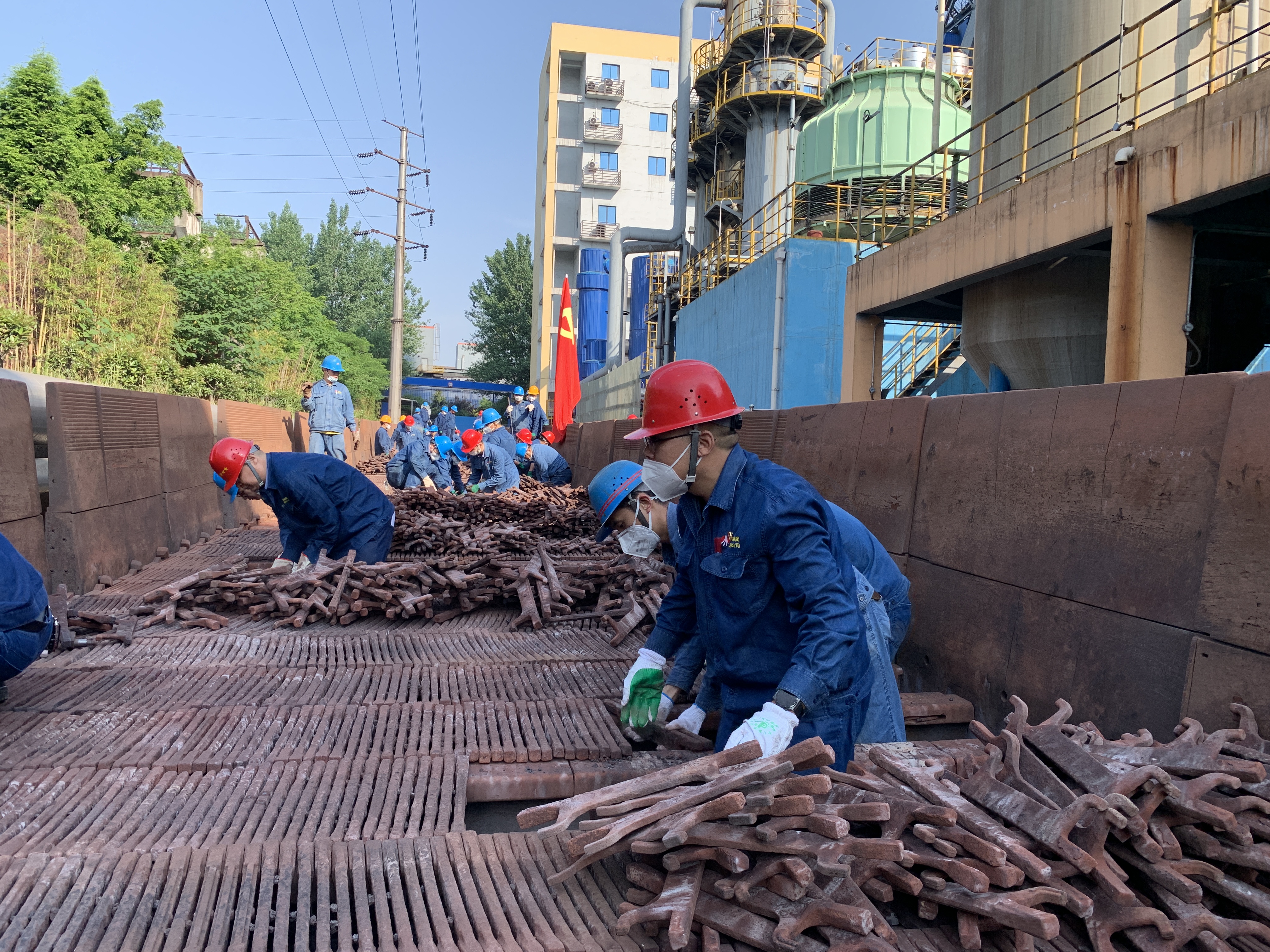 “党建+”加出党建促融新成效 “党建+”加出党建促融新成效