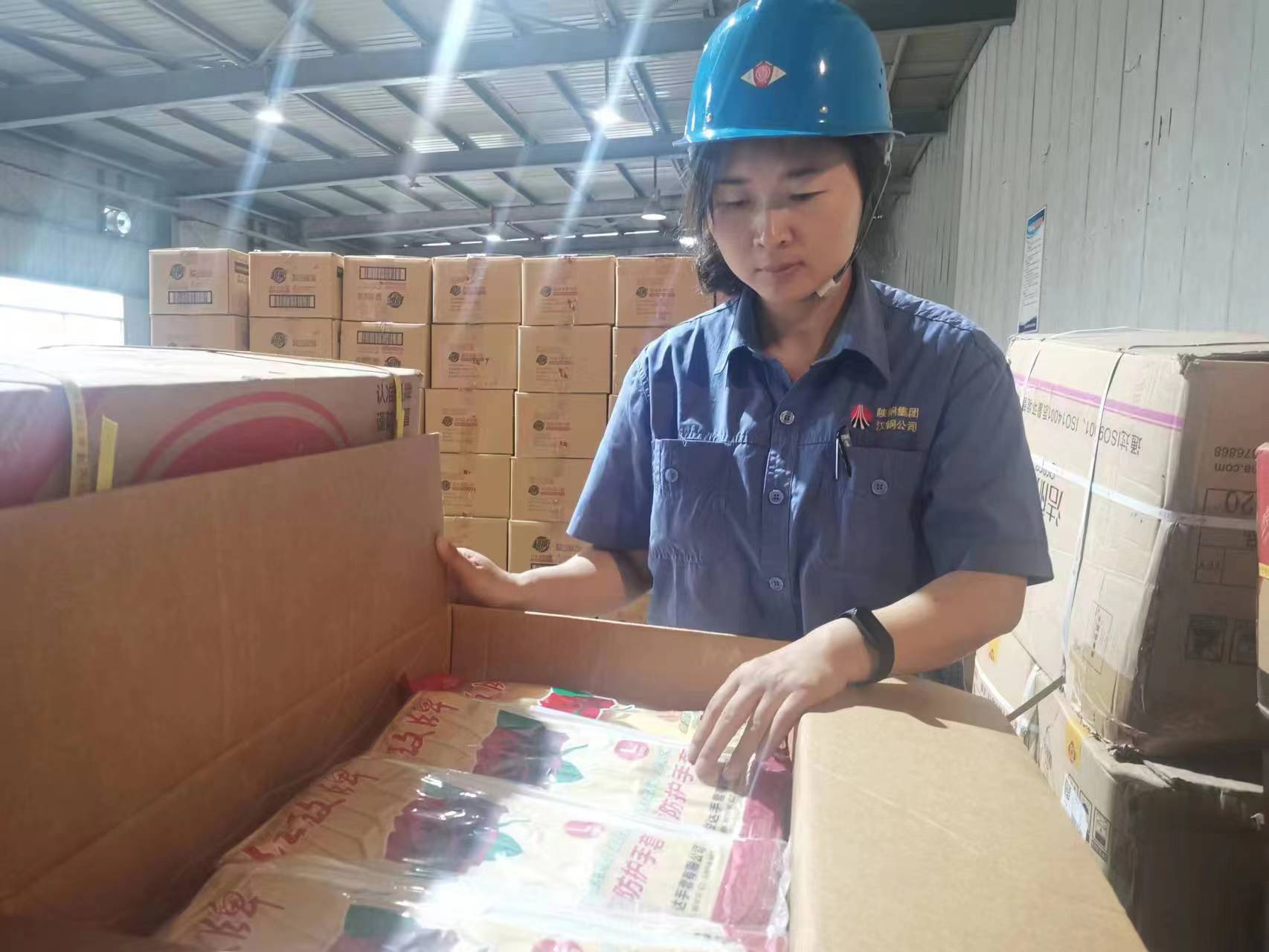 “浴暑”奋战，尽展巾帼“她”力量