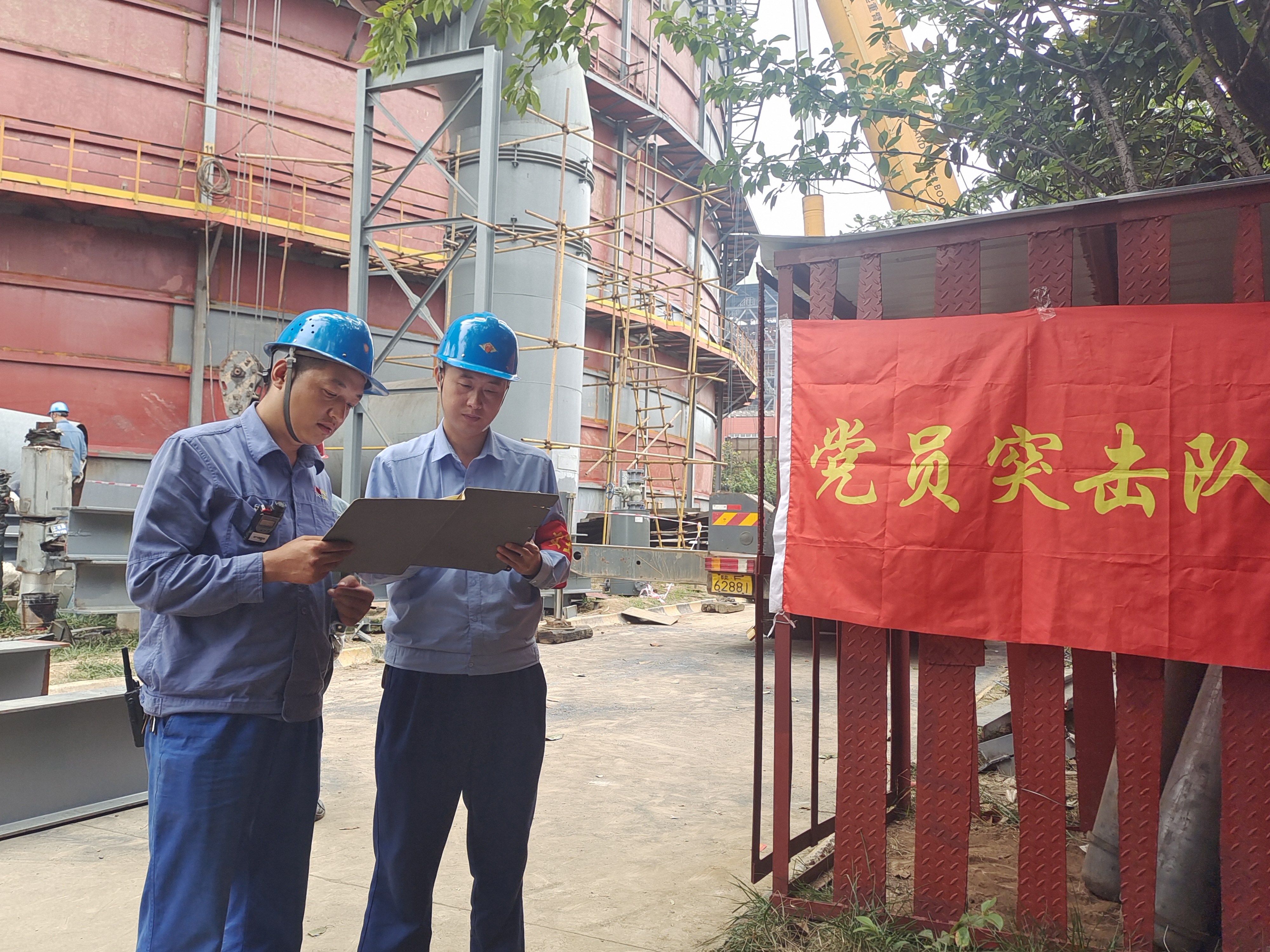 与光同程 追风逐浪，这个支部有干劲！