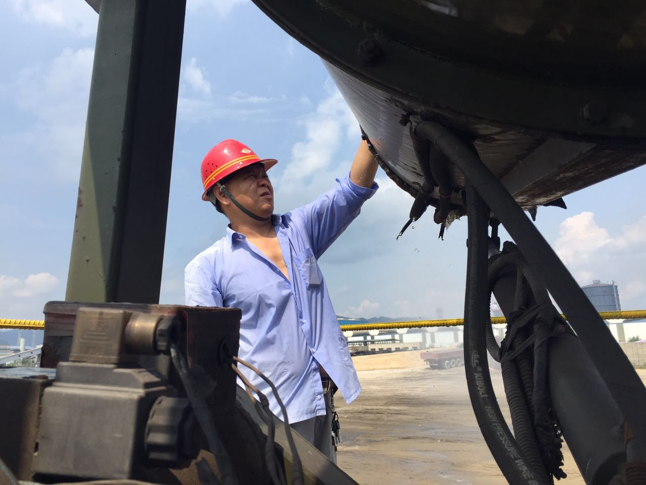 战高温,不服“暑”,“暑”你们最美! 战高温,不服“暑”,“暑”你们最美!