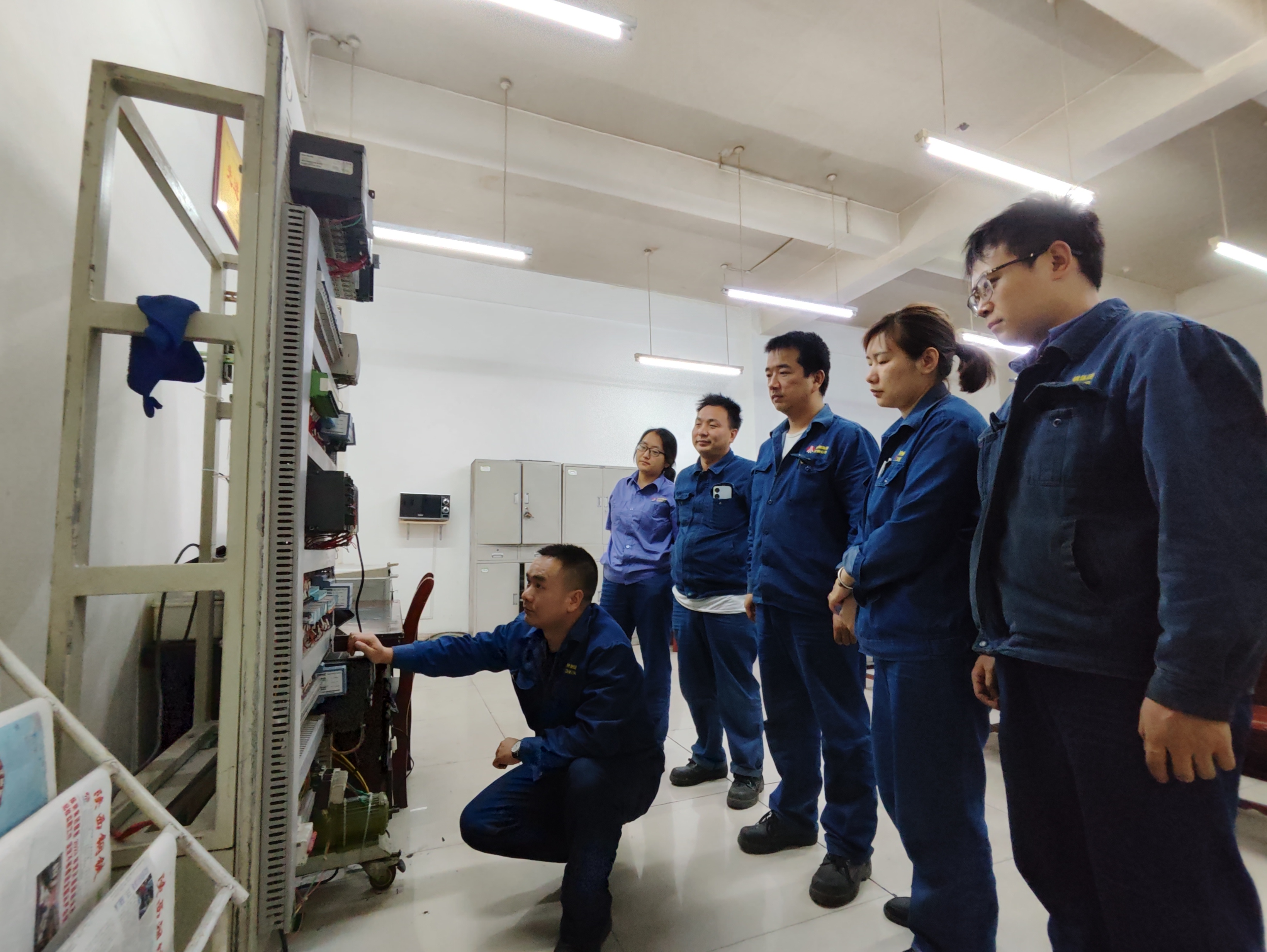 钢铁一线的“领跑者” 钢铁一线的“领跑者”