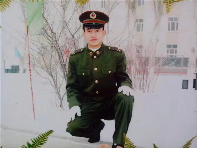 没错!这就是我心中军人的样子 没错!这就是我心中军人的样子