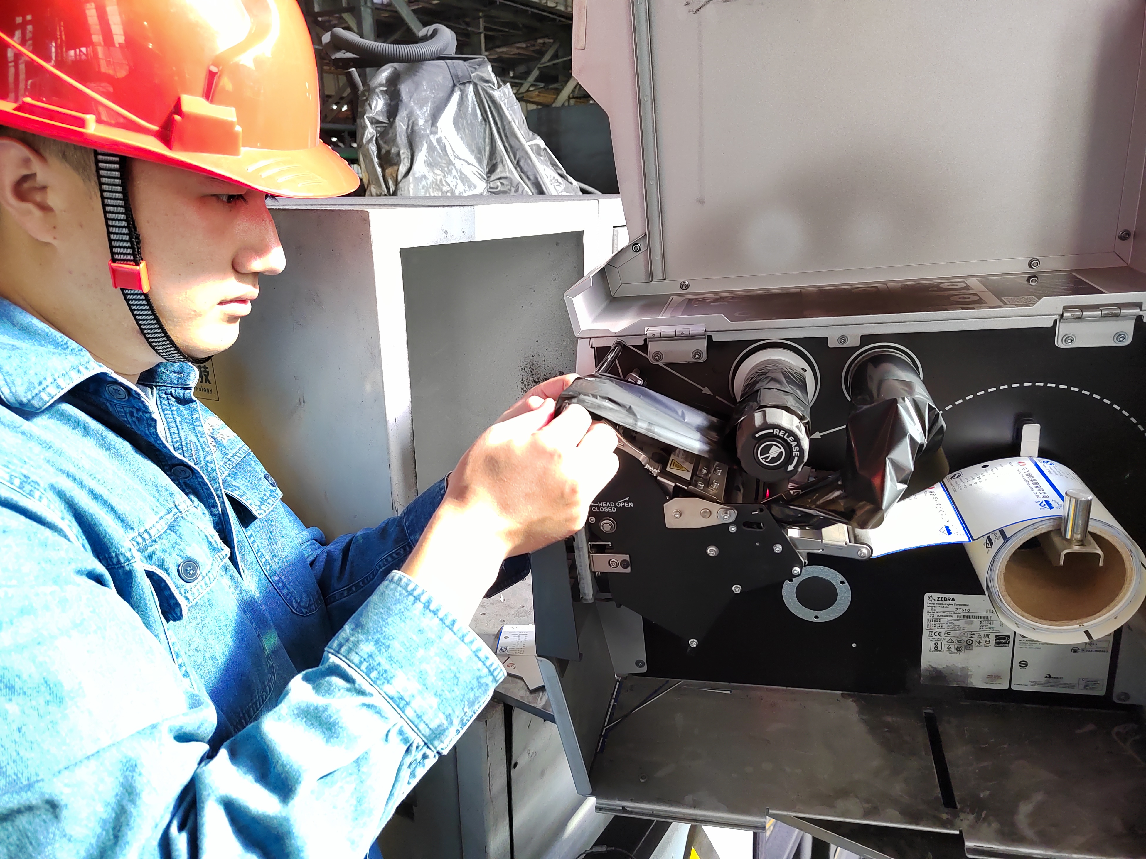 以学促干 推进智能化、数字化转型发展