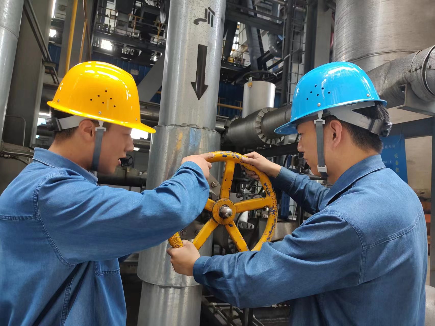 “师带徒”,让人才沉心干事 “师带徒”,让人才沉心干事