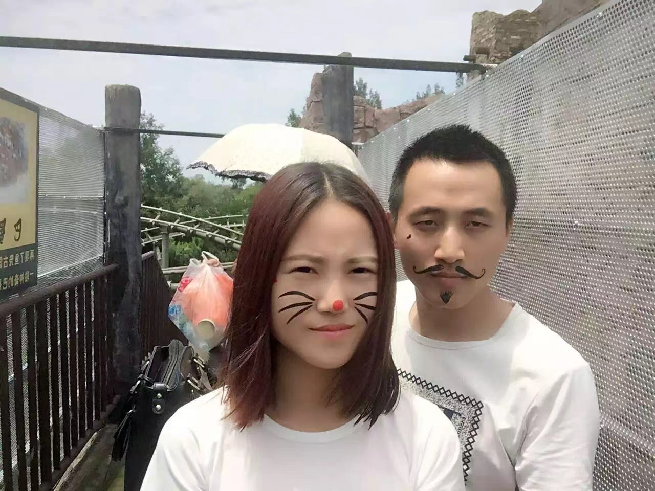 遇上“情人节”:“双职工”的爱与奉献 遇上“情人节”:“双职工”的爱与奉献