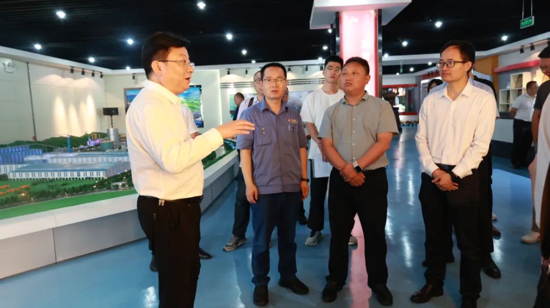 秦创原总窗口科创团队、科创企业汉中行暨项目签约活动来汉钢公司考察 秦创原总窗口科创团队、科创企业汉中行暨项目签约活动来汉钢公司考察