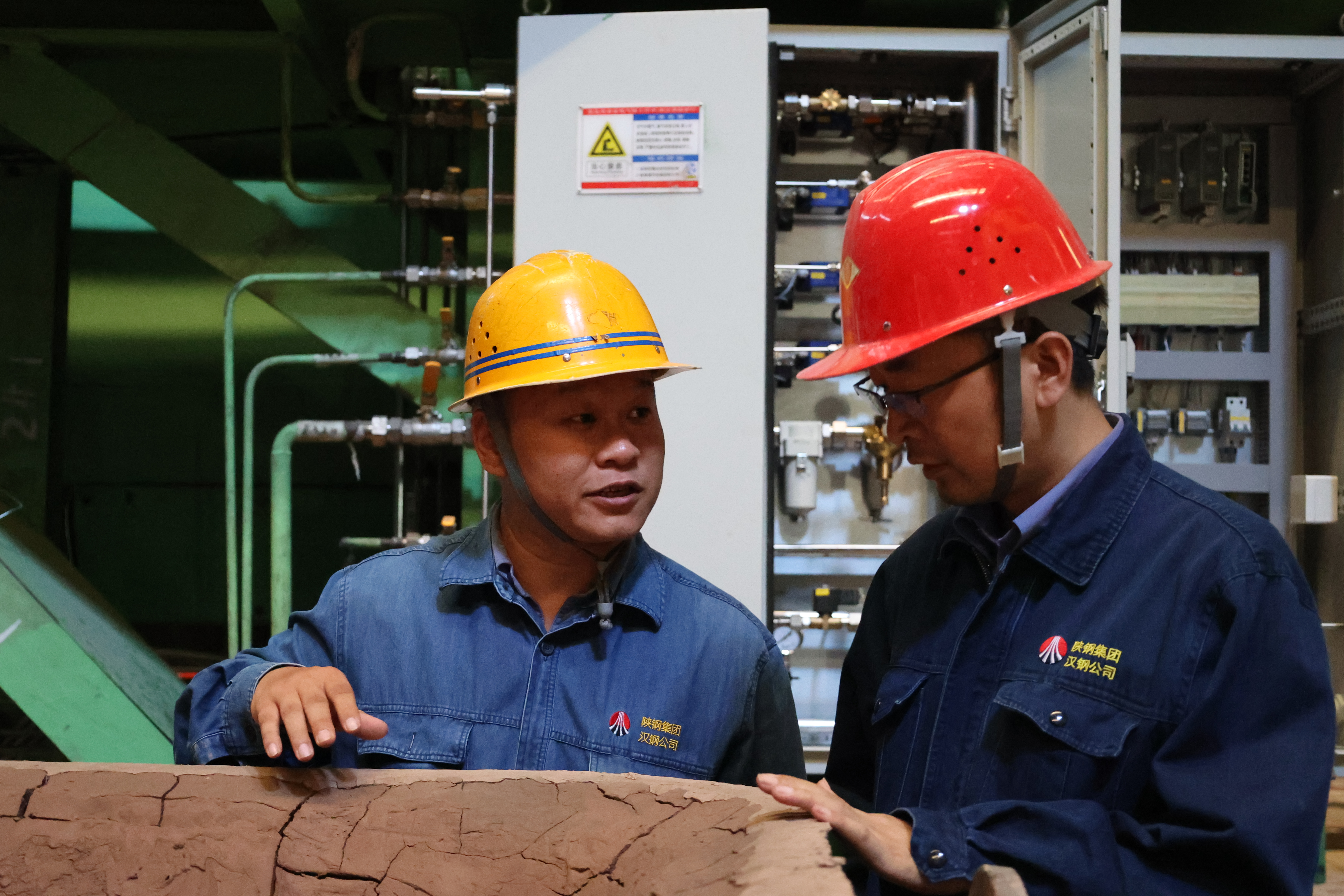 铆足干劲，奏响项目建设奋进曲