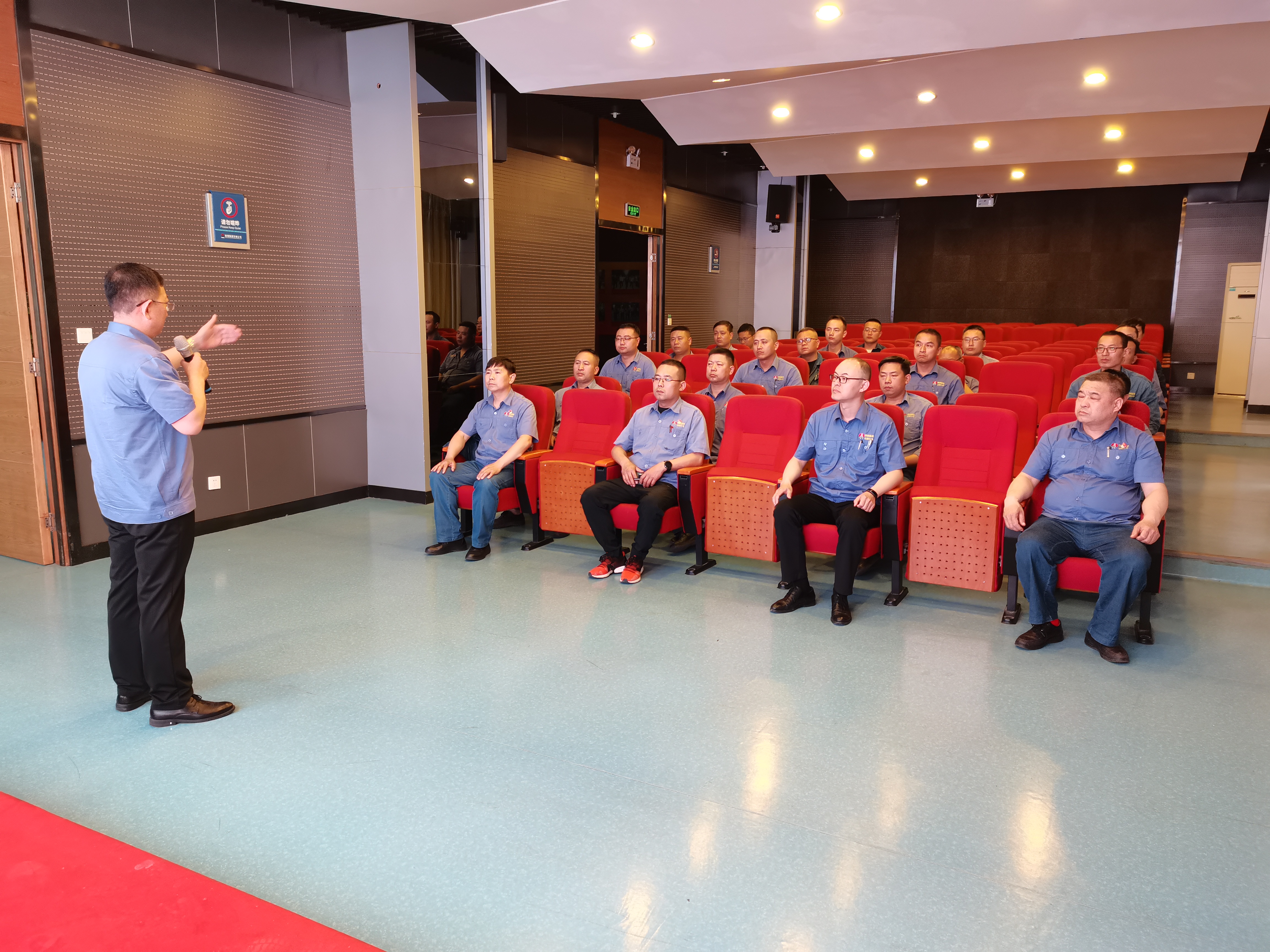 推进廉政建设 涵养清风正气 推进廉政建设 涵养清风正气