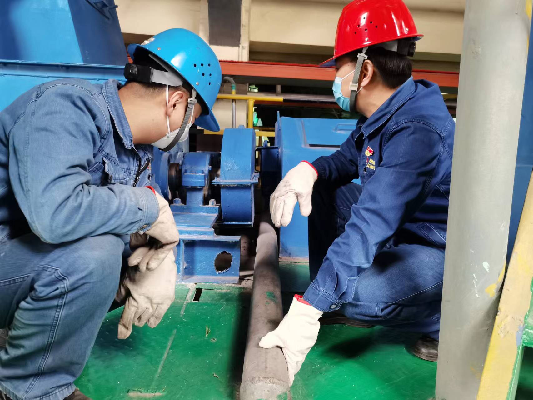 着“新装”走新路 扮靓现场底色