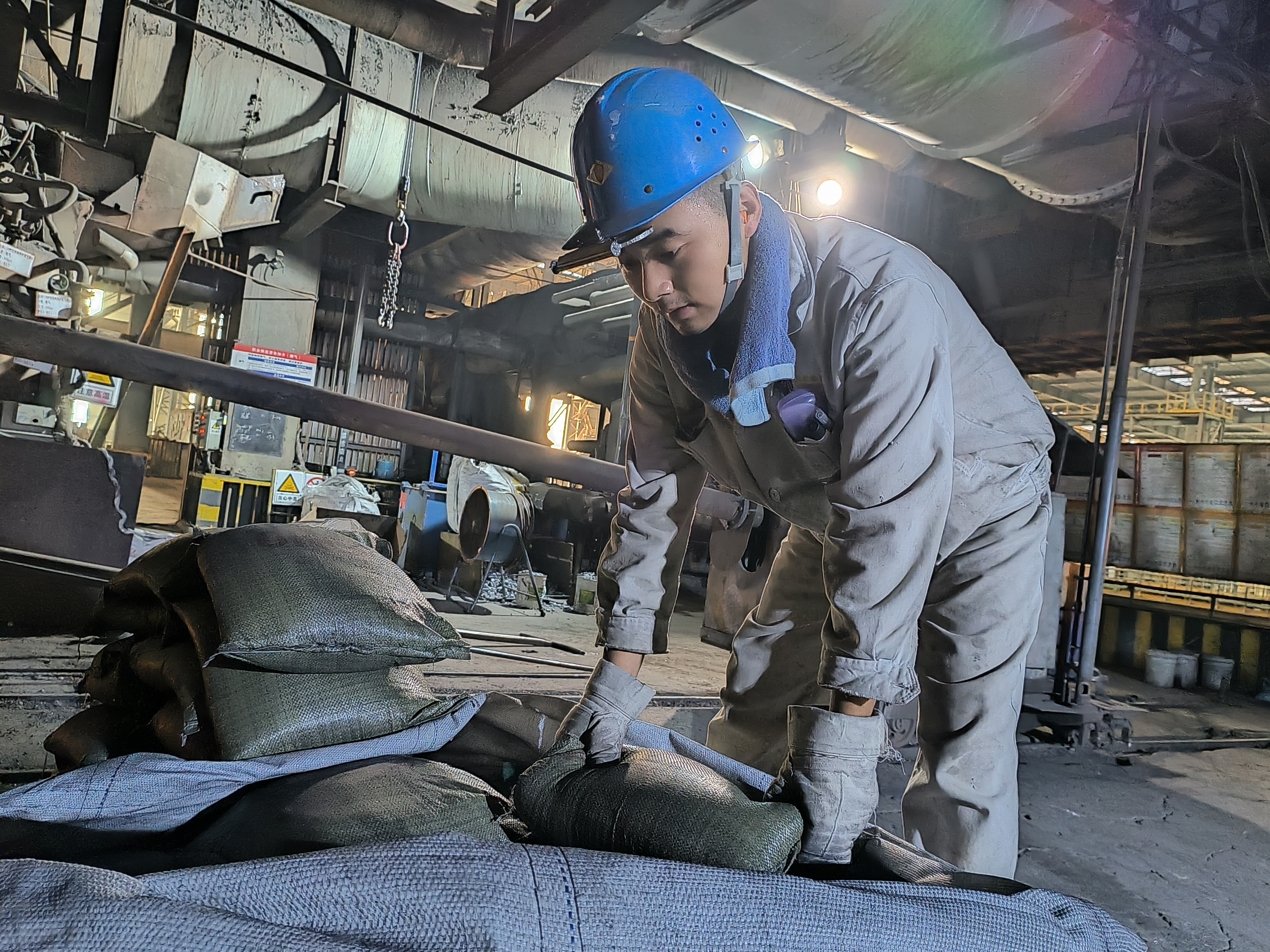 “三色交织”共绘安全生产新画卷