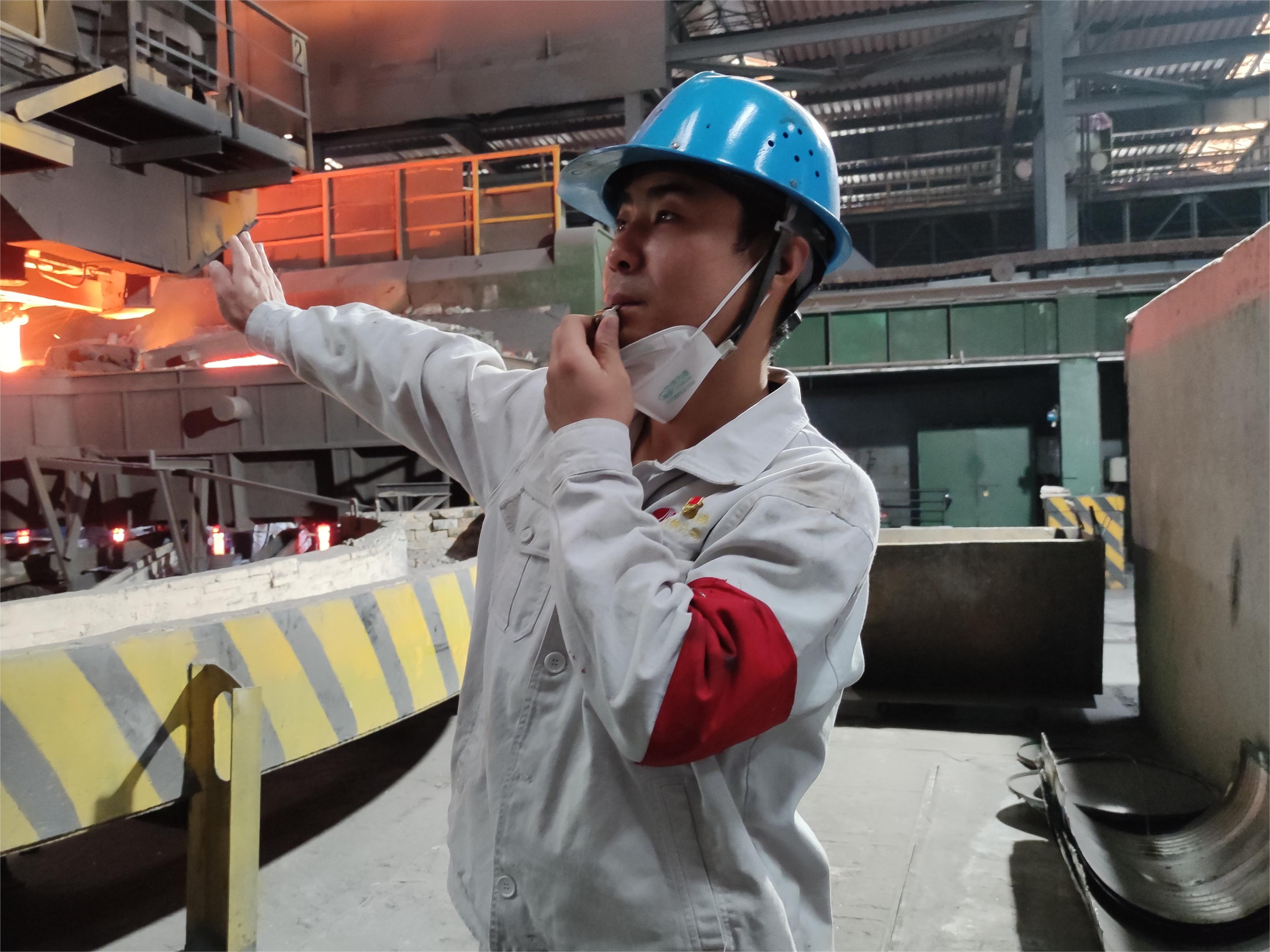 瞧,这有一群“可爱”的人~ 瞧,这有一群“可爱”的人~