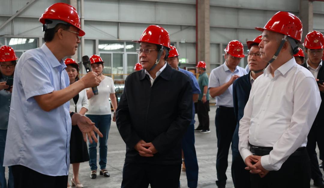 省钢铁深加工产业链提升发展工作推进会暨废钢资源利用专题会在汉钢公司召开