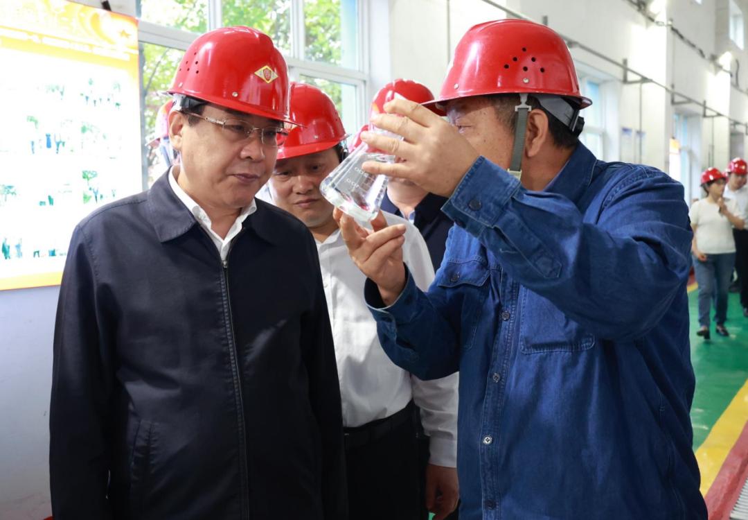 省钢铁深加工产业链提升发展工作推进会暨废钢资源利用专题会在汉钢公司召开