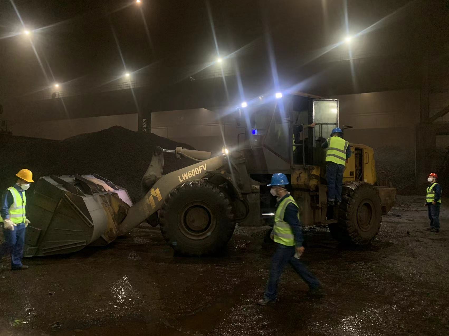 囤料满仓过双节