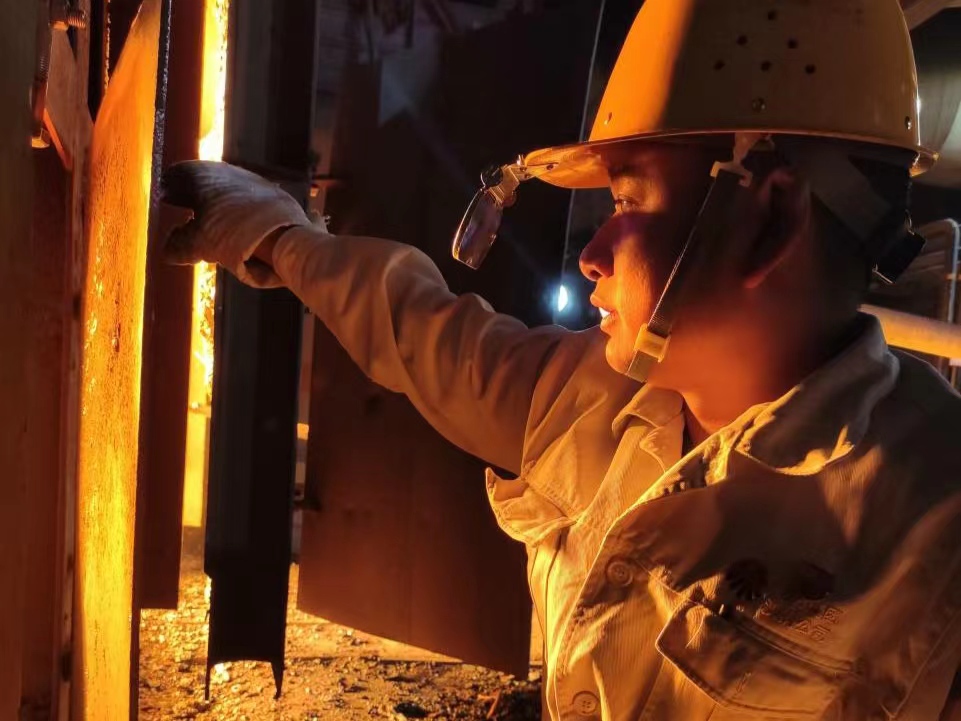 “十一”他们的坚守始终“如一” “十一”他们的坚守始终“如一”