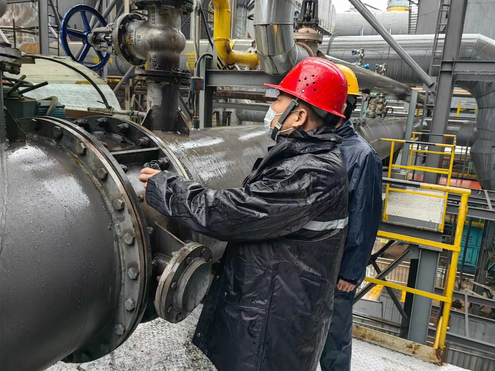 “步步设防”，筑牢雨季安全“堤坝”