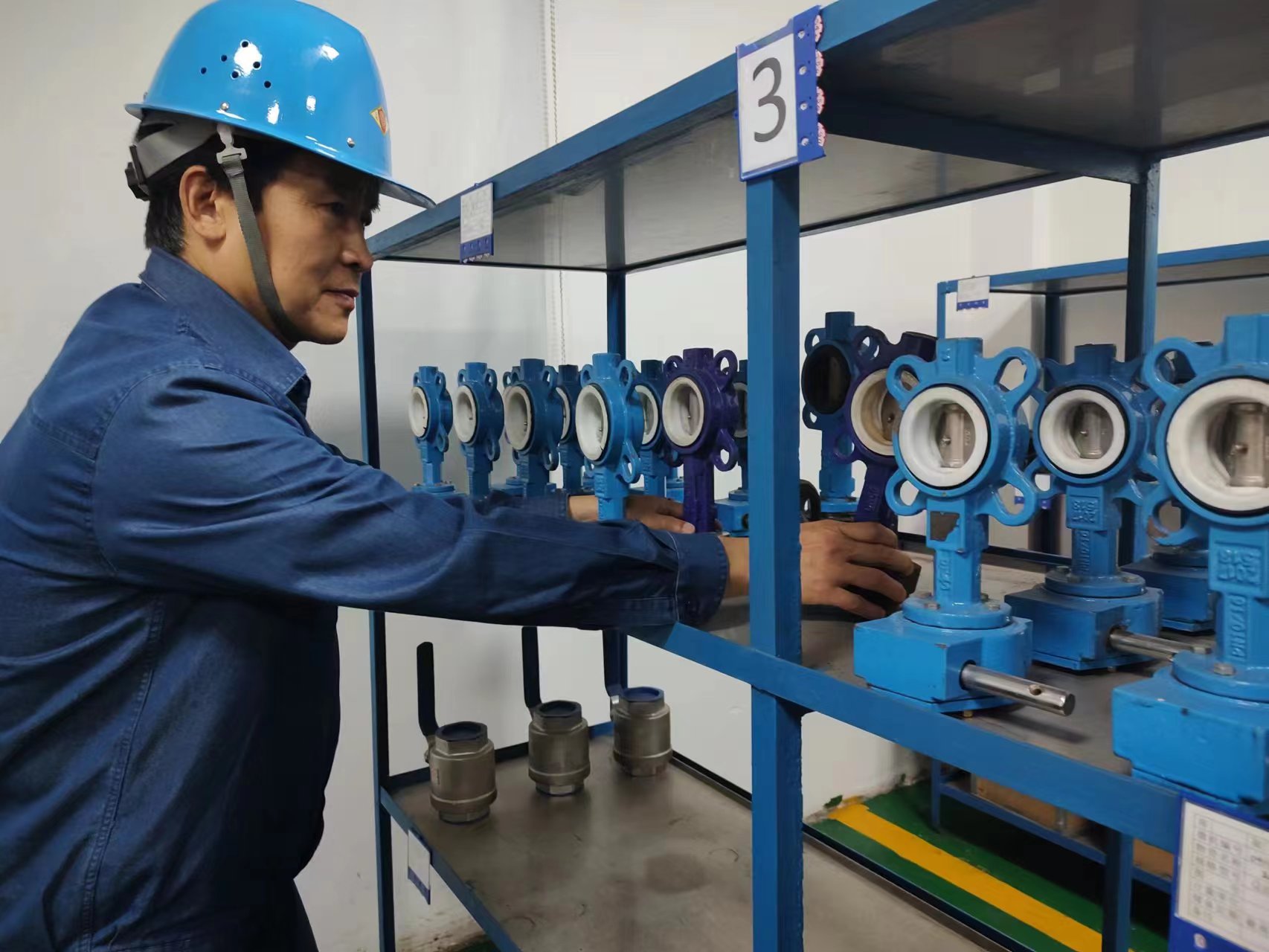 从“60后”到“00后”,五代人的国庆坚守 从“60后”到“00后”,五代人的国庆坚守