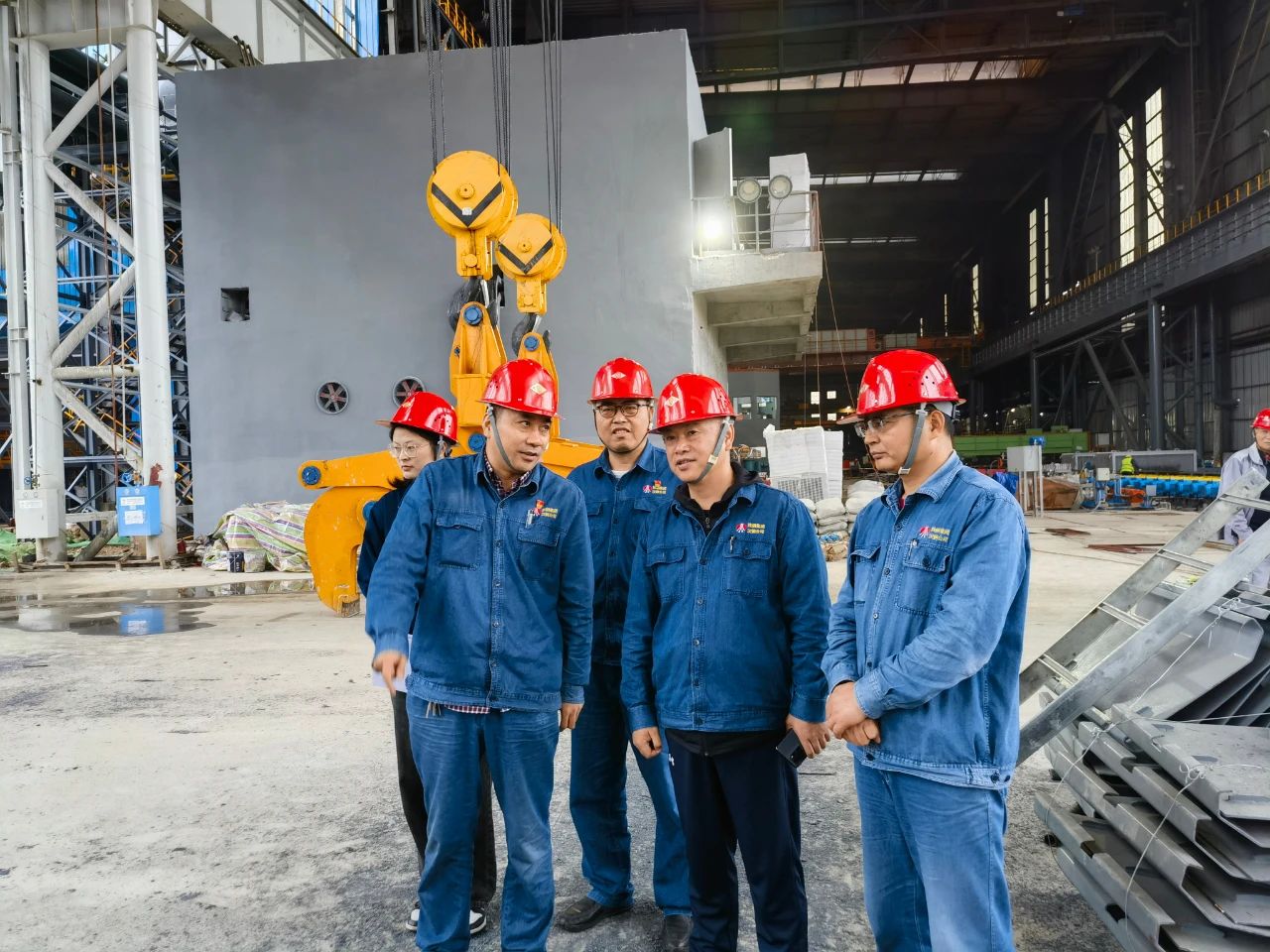 谢巍带队开展节中安全检查 谢巍带队开展节中安全检查